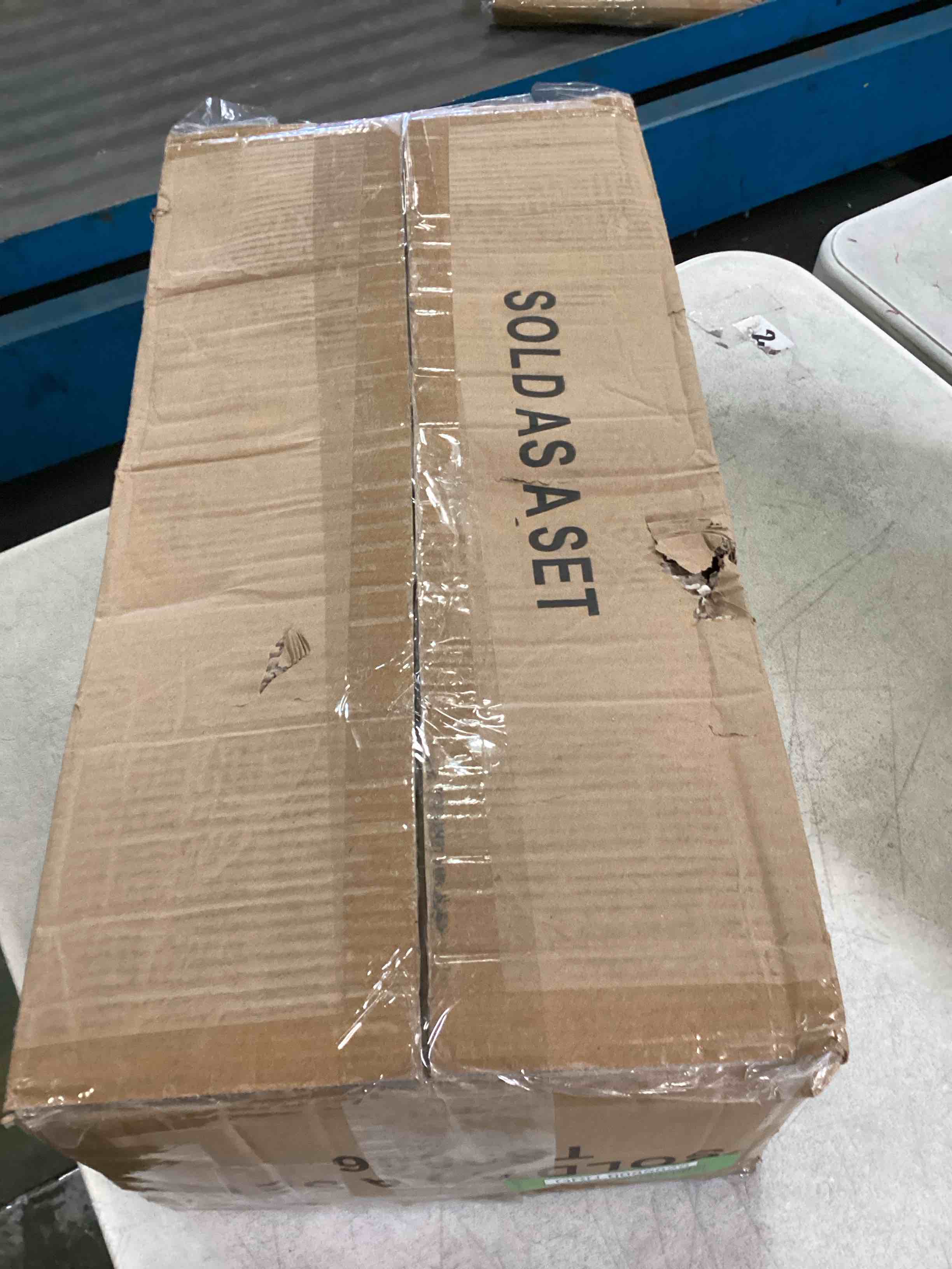 https://s3.amazonaws.com/lotting-images-prod/bidfta/GRN6685829_1721313232683.jpeg