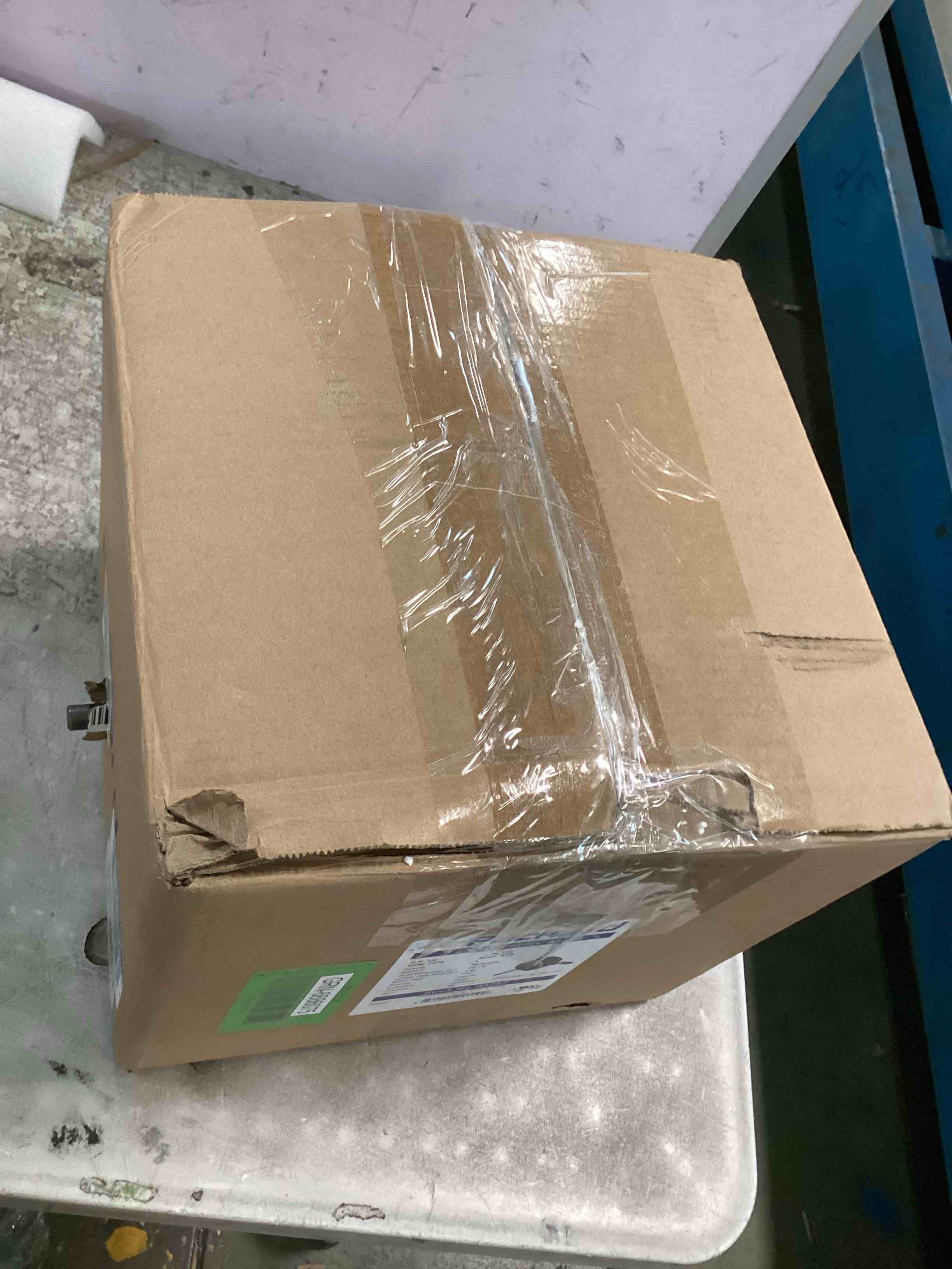 https://s3.amazonaws.com/lotting-images-prod/bidfta/GRN6686075_1719940977868.jpeg