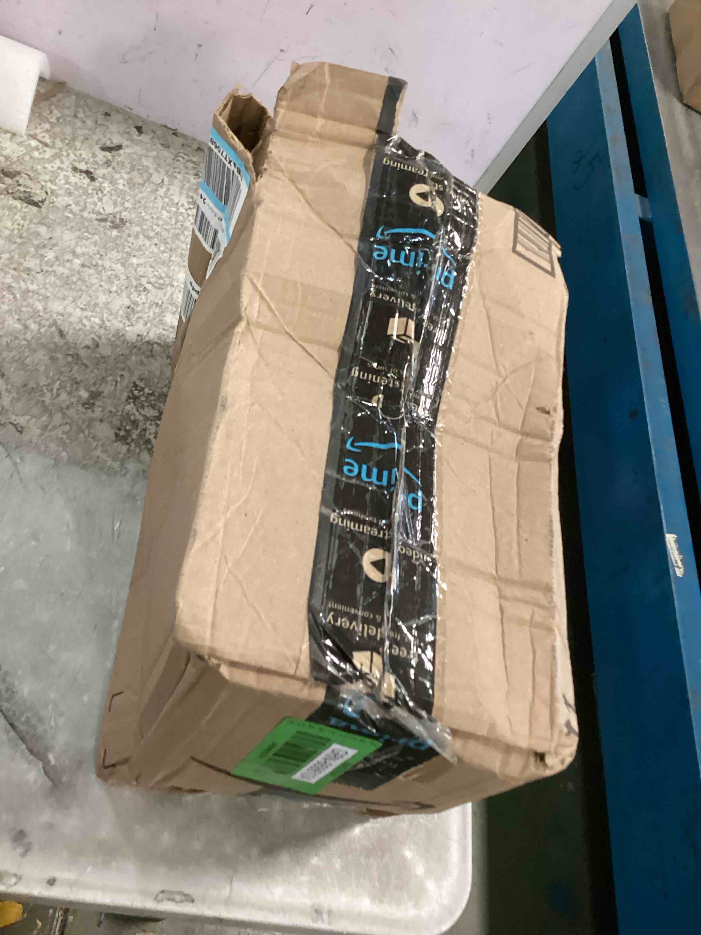 https://s3.amazonaws.com/lotting-images-prod/bidfta/GRN6686104_1719945783827.jpeg