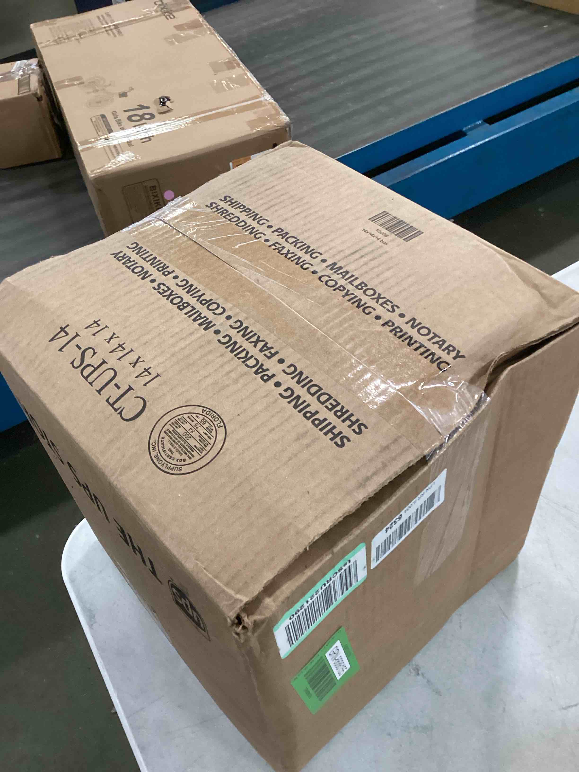 https://s3.amazonaws.com/lotting-images-prod/bidfta/GRN6686155_1720008077975.jpeg