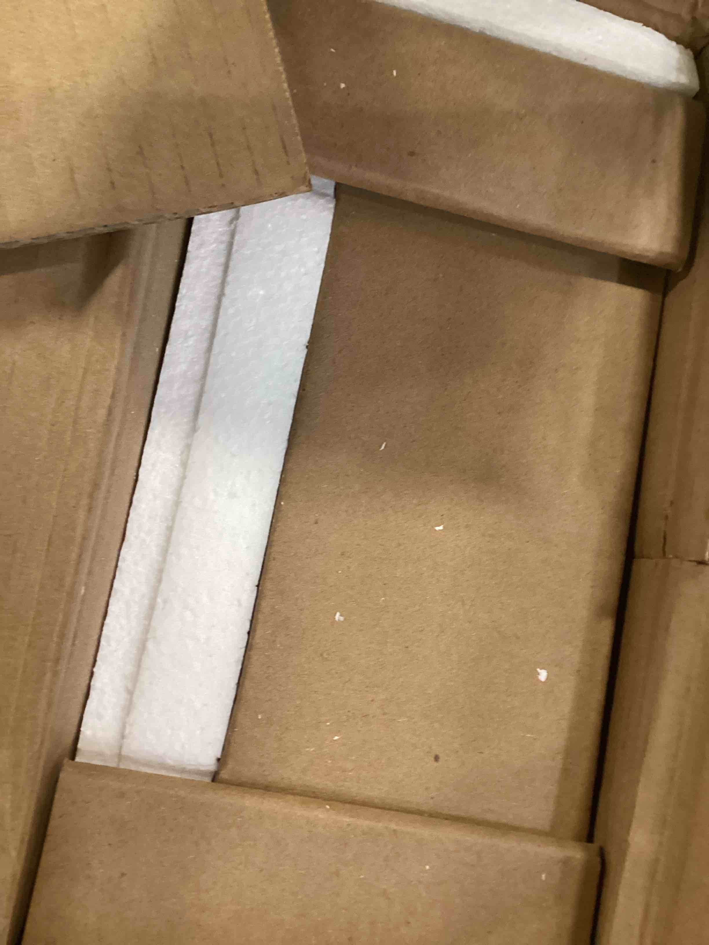 https://s3.amazonaws.com/lotting-images-prod/bidfta/GRN6686289_1720029681034.jpeg