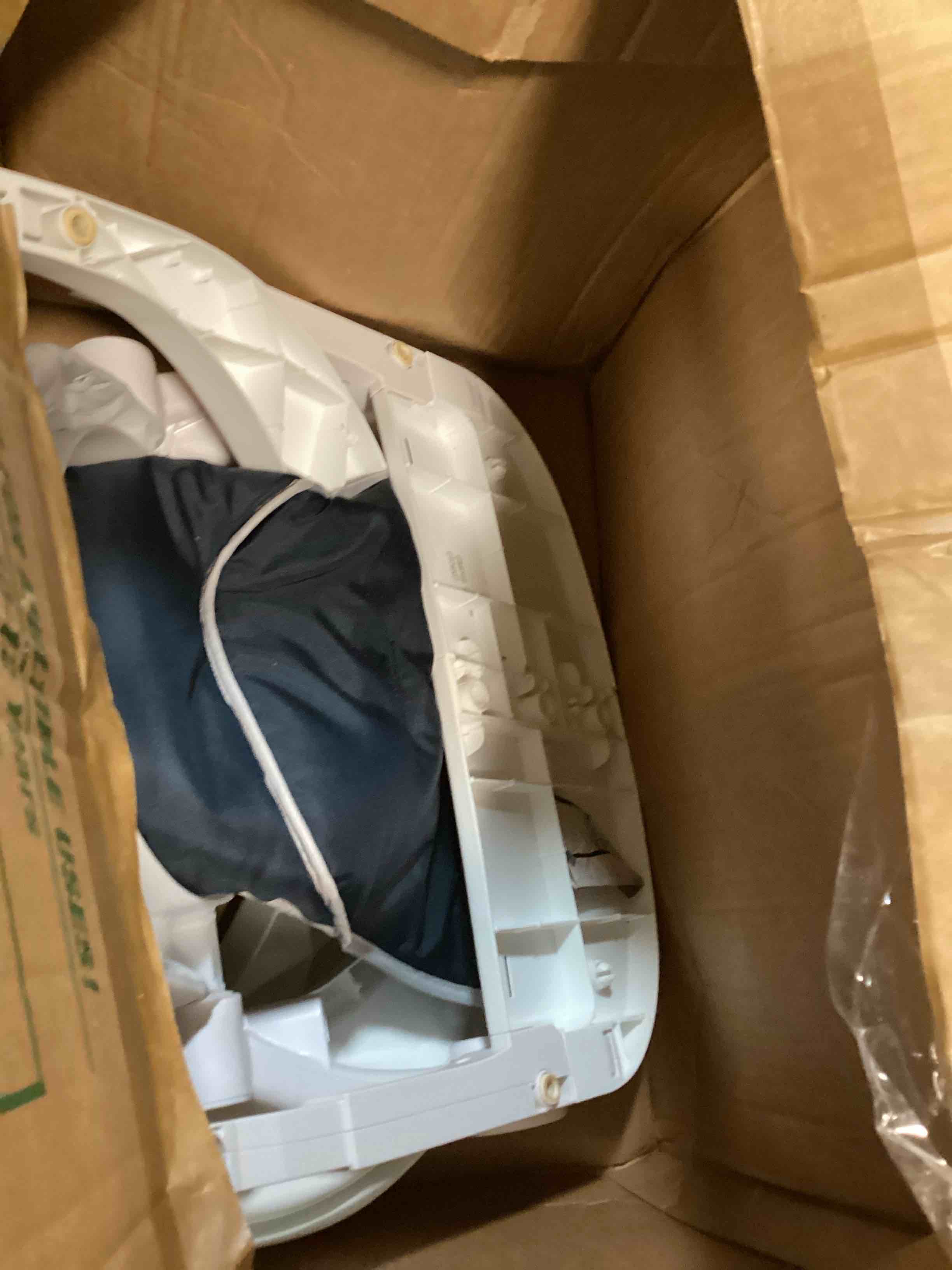 https://s3.amazonaws.com/lotting-images-prod/bidfta/GRN6686339_1720180344309.jpeg