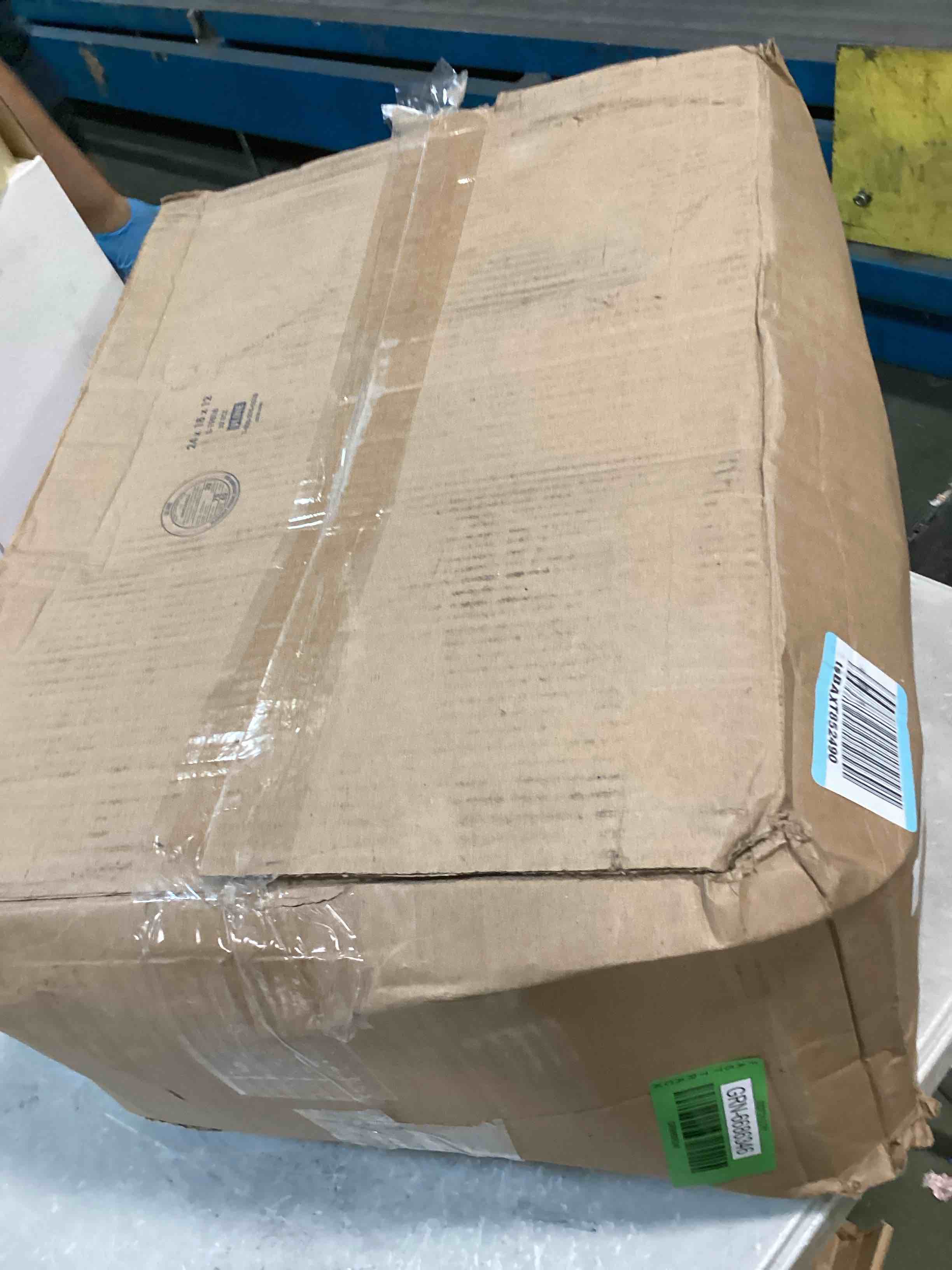 https://s3.amazonaws.com/lotting-images-prod/bidfta/GRN6686346_1720181360905.jpeg