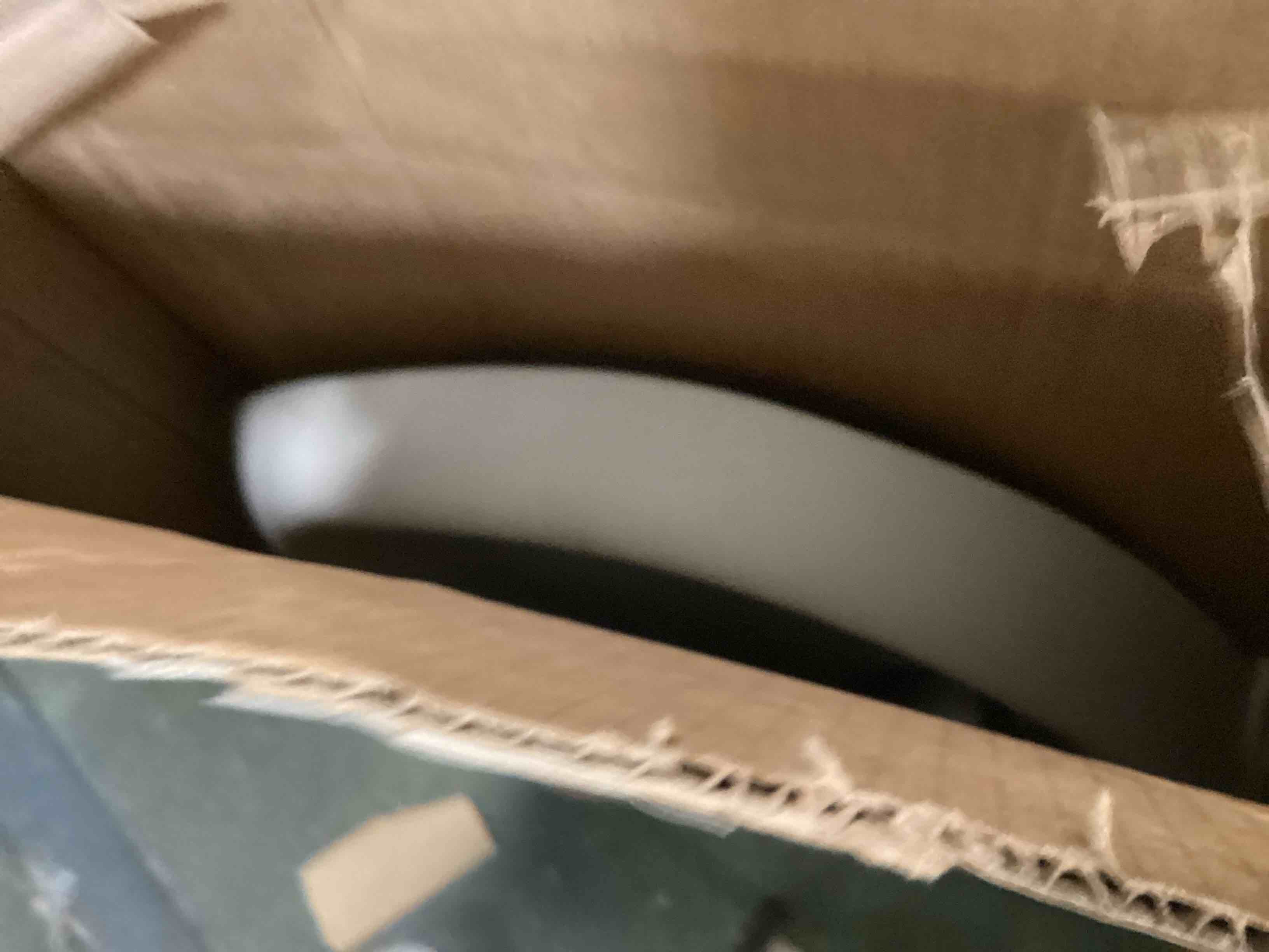 https://s3.amazonaws.com/lotting-images-prod/bidfta/GRN6686517_1720205601340.jpeg