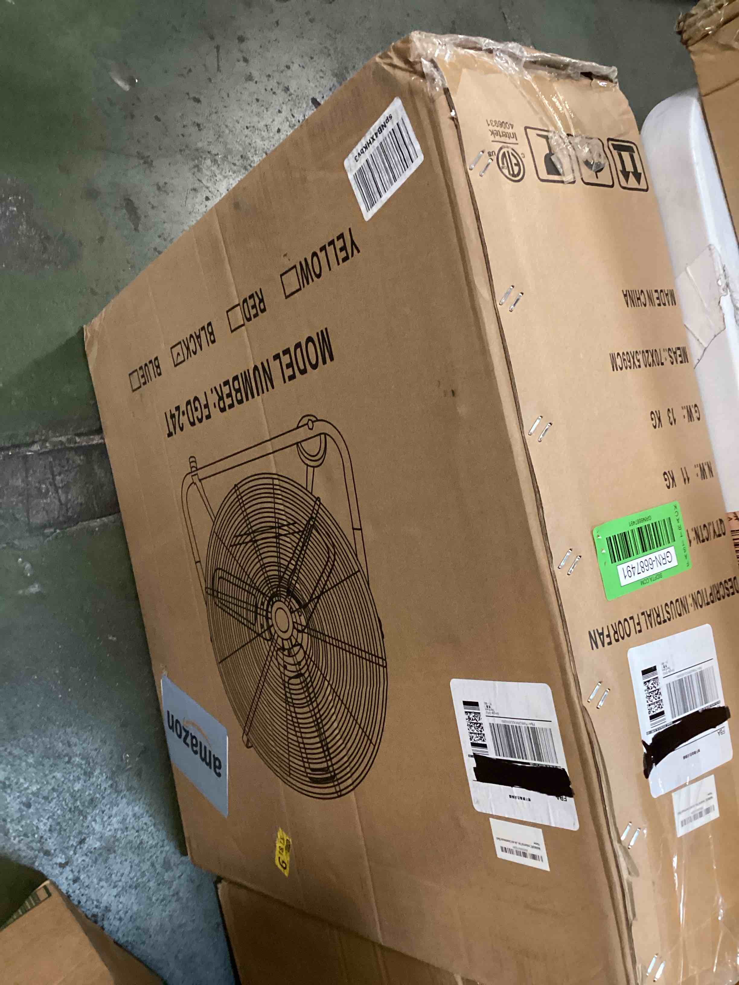 https://s3.amazonaws.com/lotting-images-prod/bidfta/GRN6687491_1720445926325.jpeg