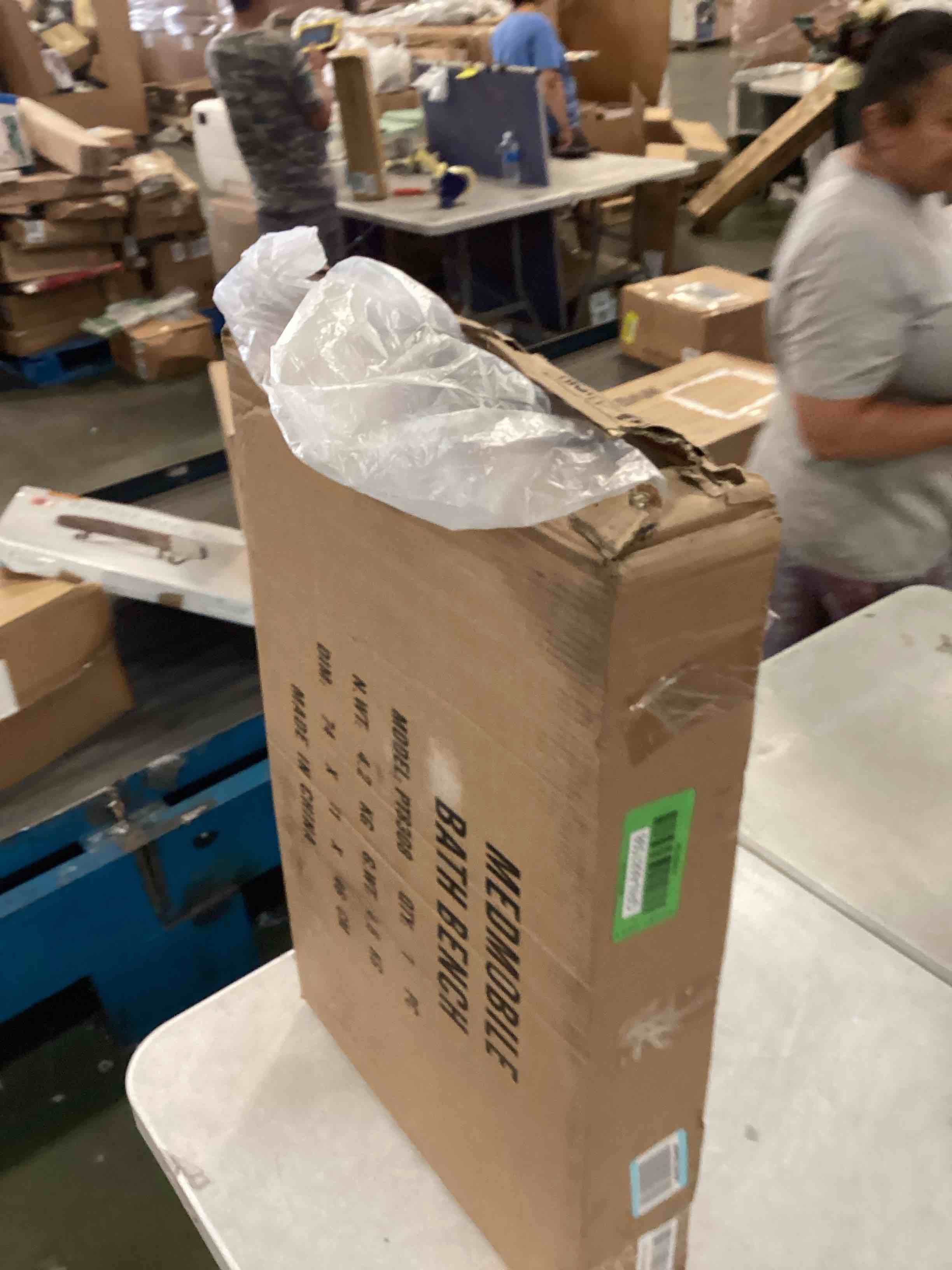 https://s3.amazonaws.com/lotting-images-prod/bidfta/GRN6687598_1720461474884.jpeg