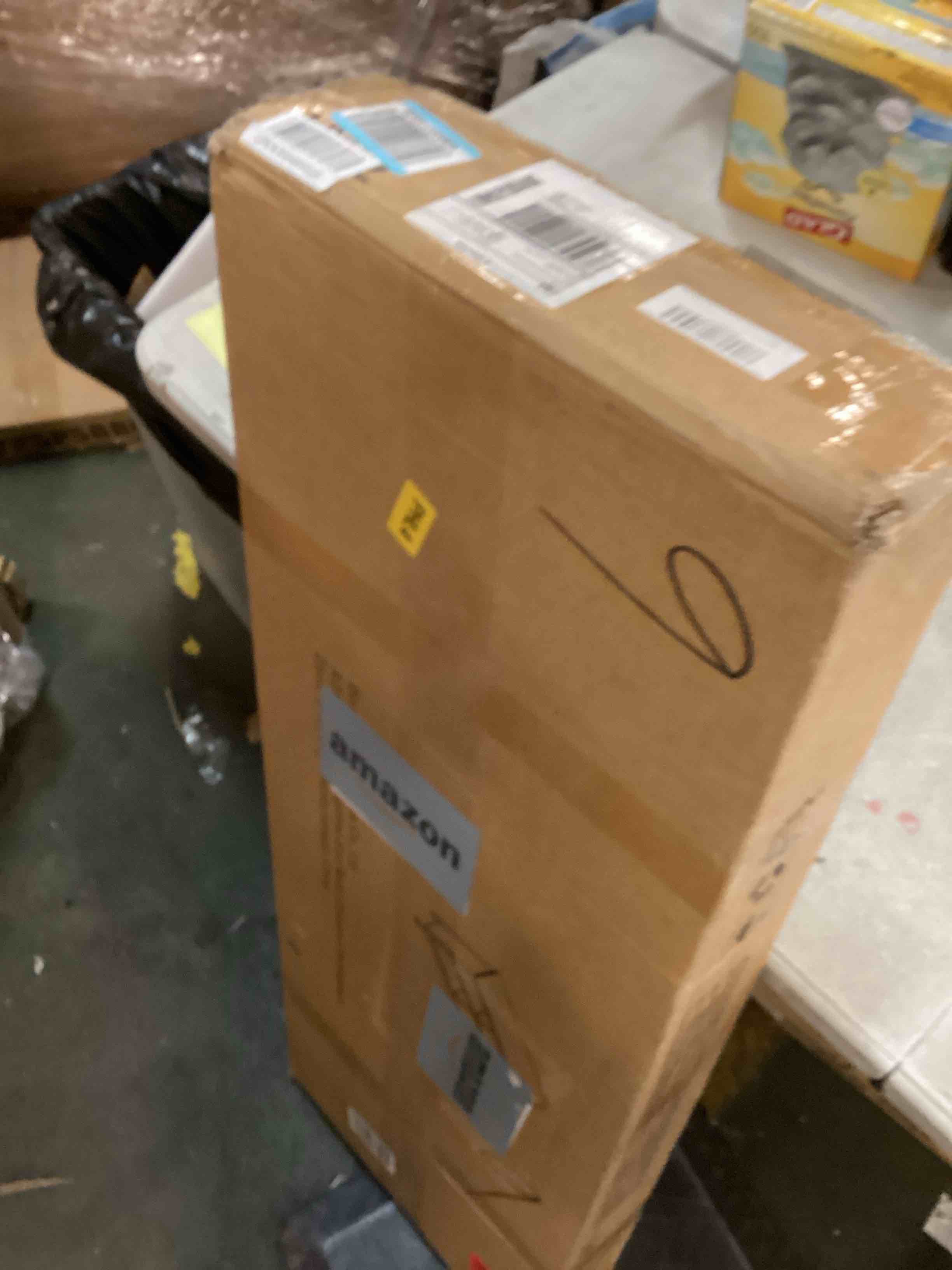 https://s3.amazonaws.com/lotting-images-prod/bidfta/GRN6687872_1720549663827.jpeg