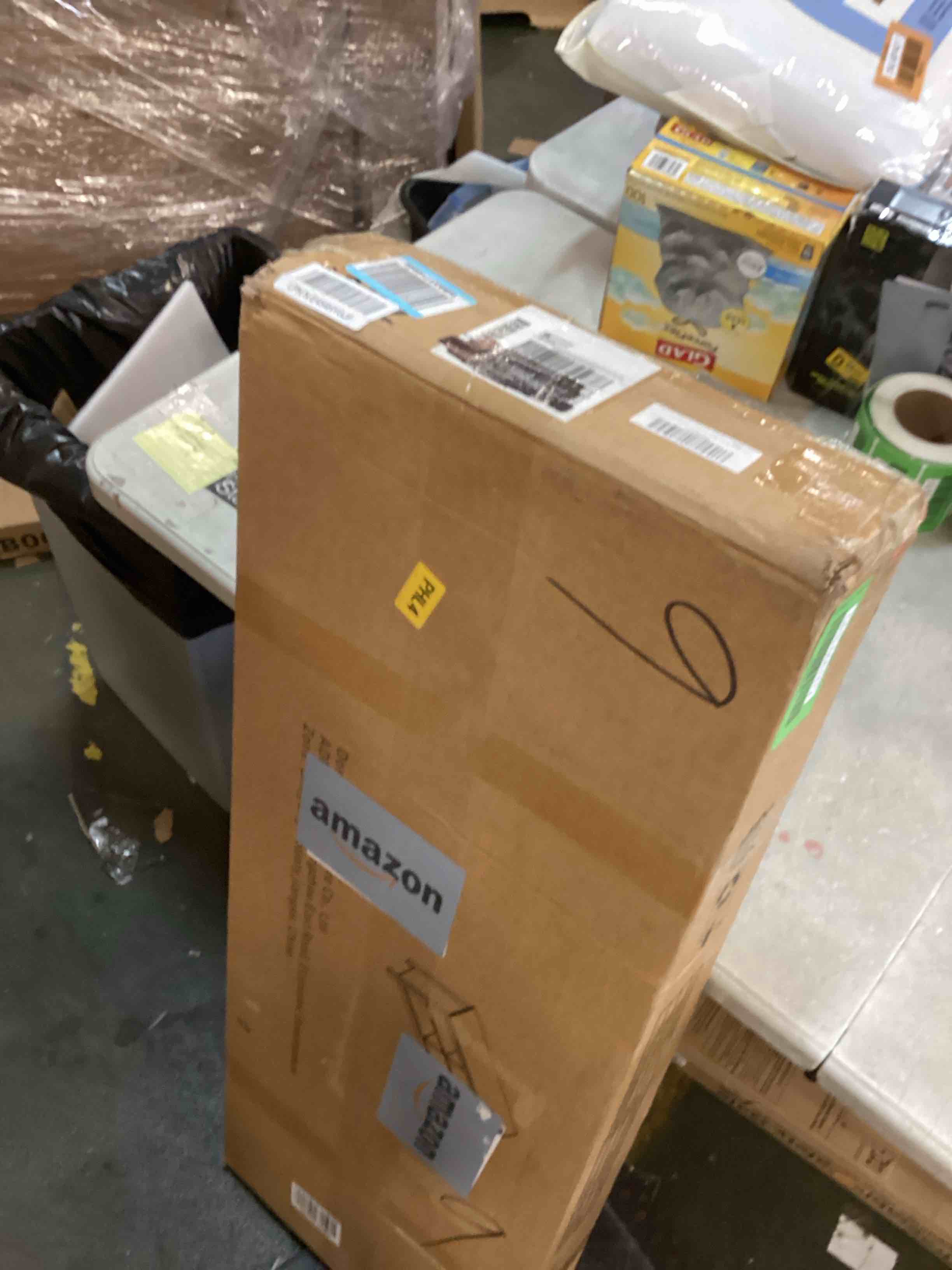 https://s3.amazonaws.com/lotting-images-prod/bidfta/GRN6687872_1720549705703.jpeg