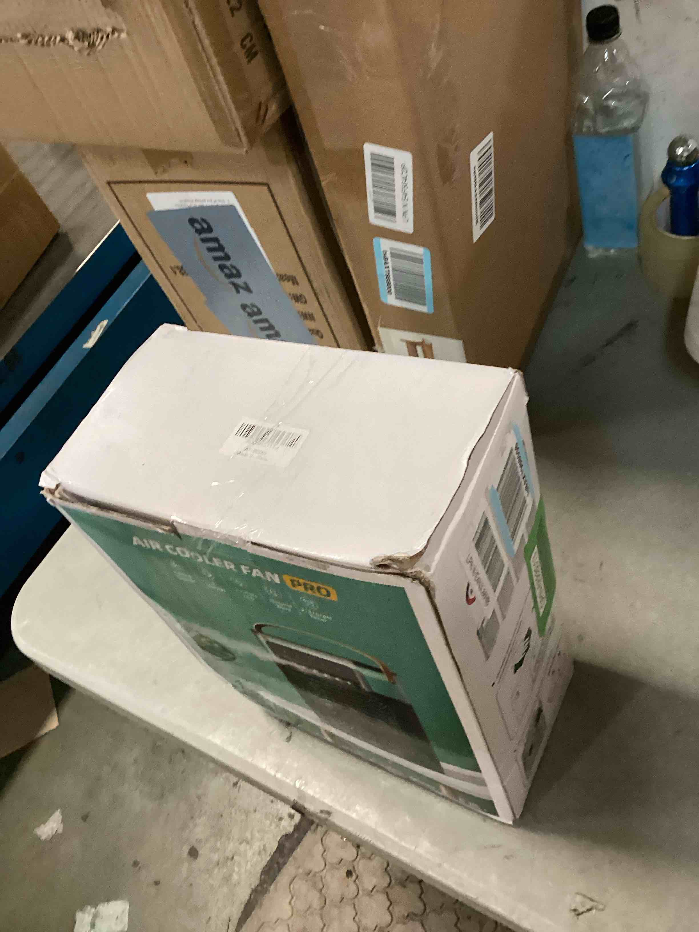 https://s3.amazonaws.com/lotting-images-prod/bidfta/GRN6688013_1720628508557.jpeg