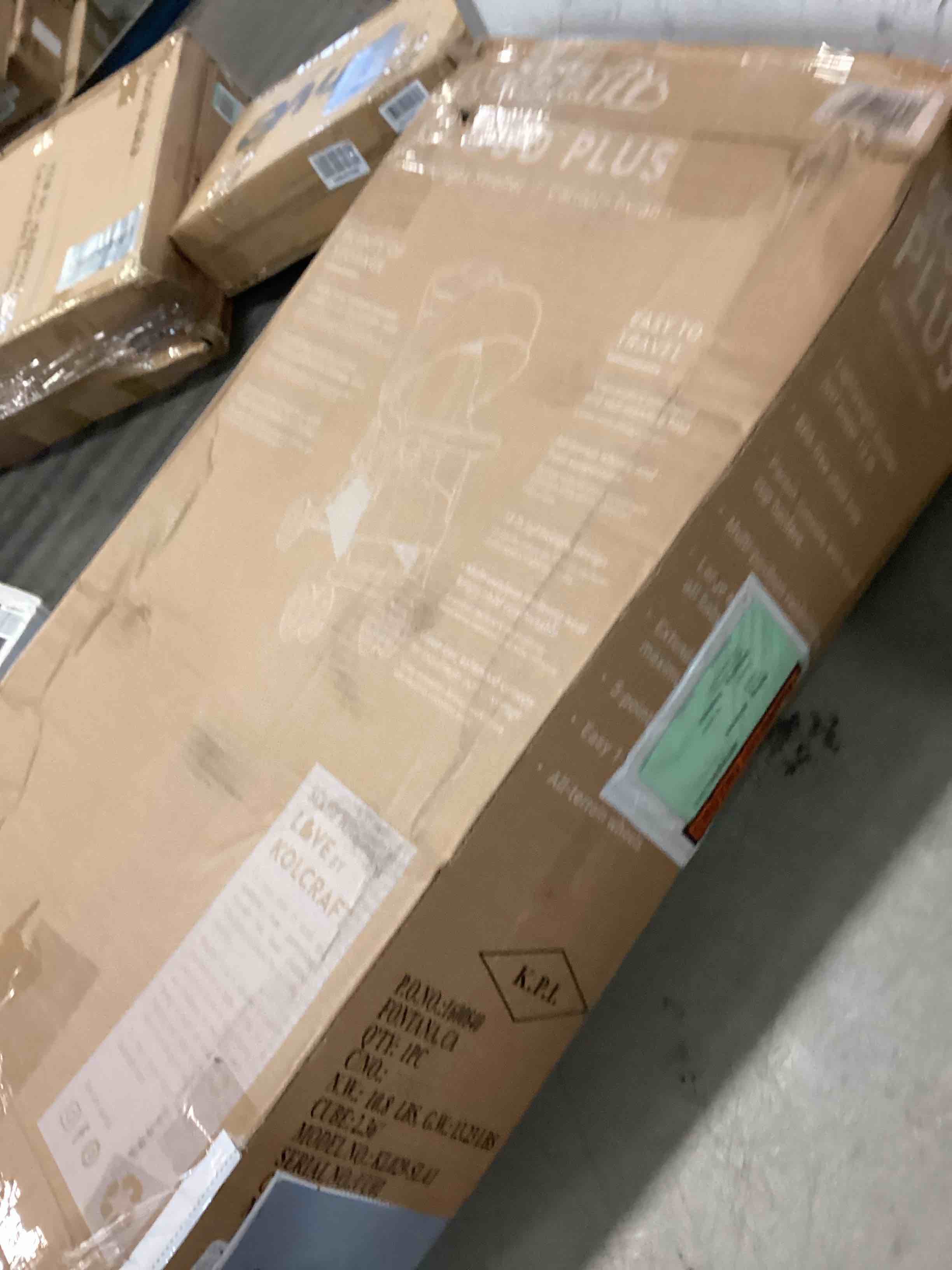 https://s3.amazonaws.com/lotting-images-prod/bidfta/GRN6688050_1720636378239.jpeg