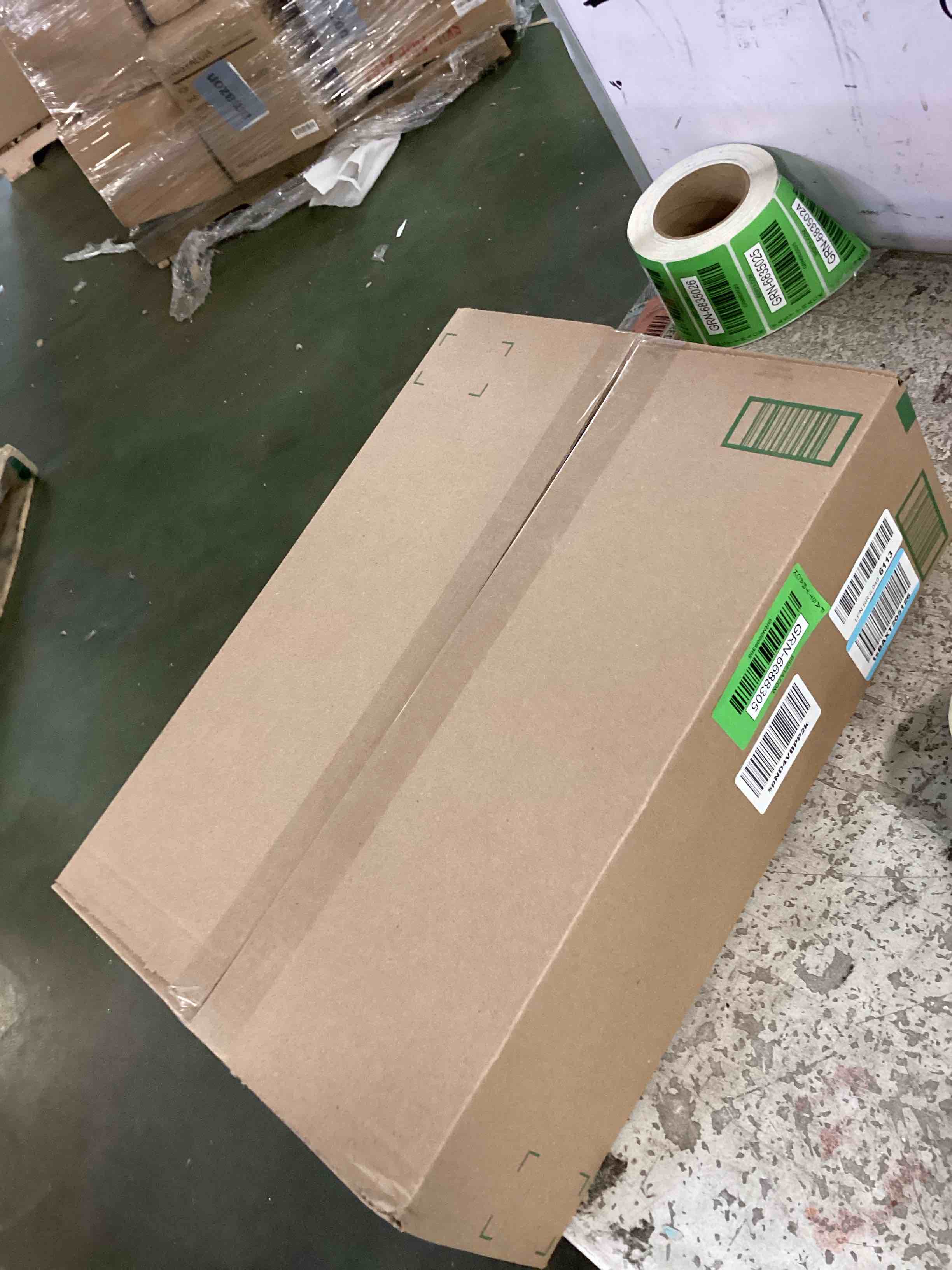 https://s3.amazonaws.com/lotting-images-prod/bidfta/GRN6688305_1720715103254.jpeg