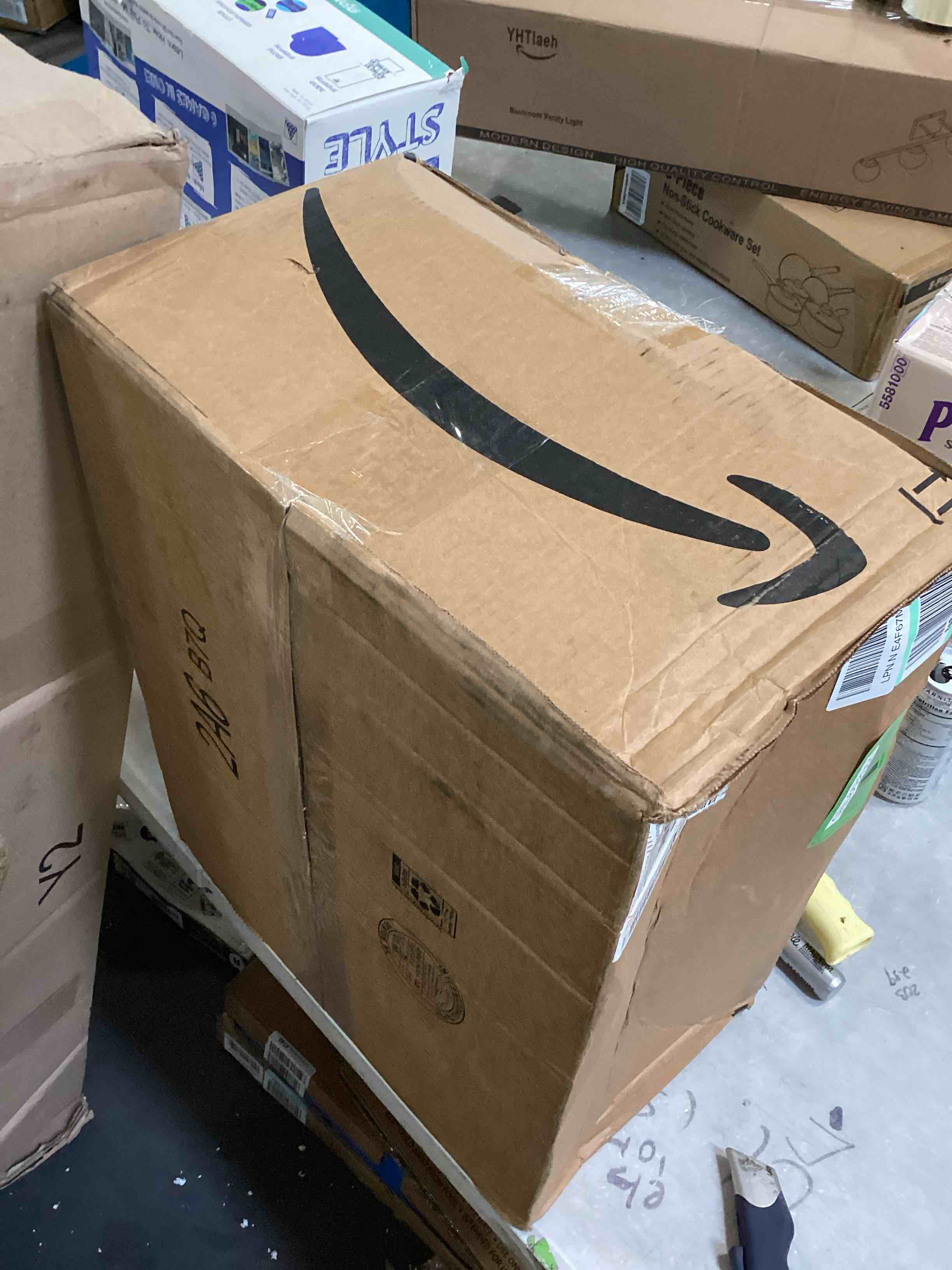 https://s3.amazonaws.com/lotting-images-prod/bidfta/GRN6688904_1721144338169.jpeg