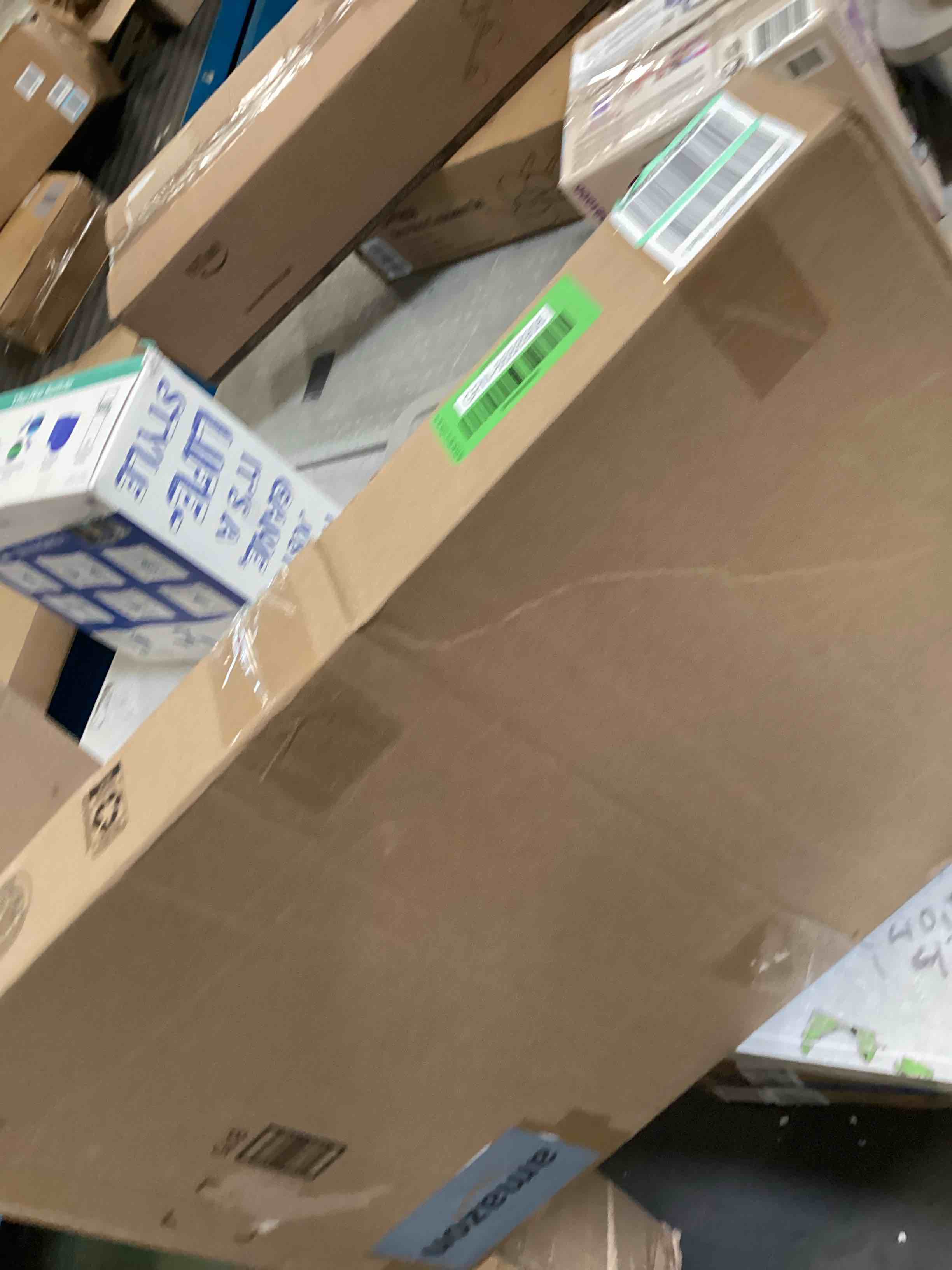 https://s3.amazonaws.com/lotting-images-prod/bidfta/GRN6688906_1721144414535.jpeg