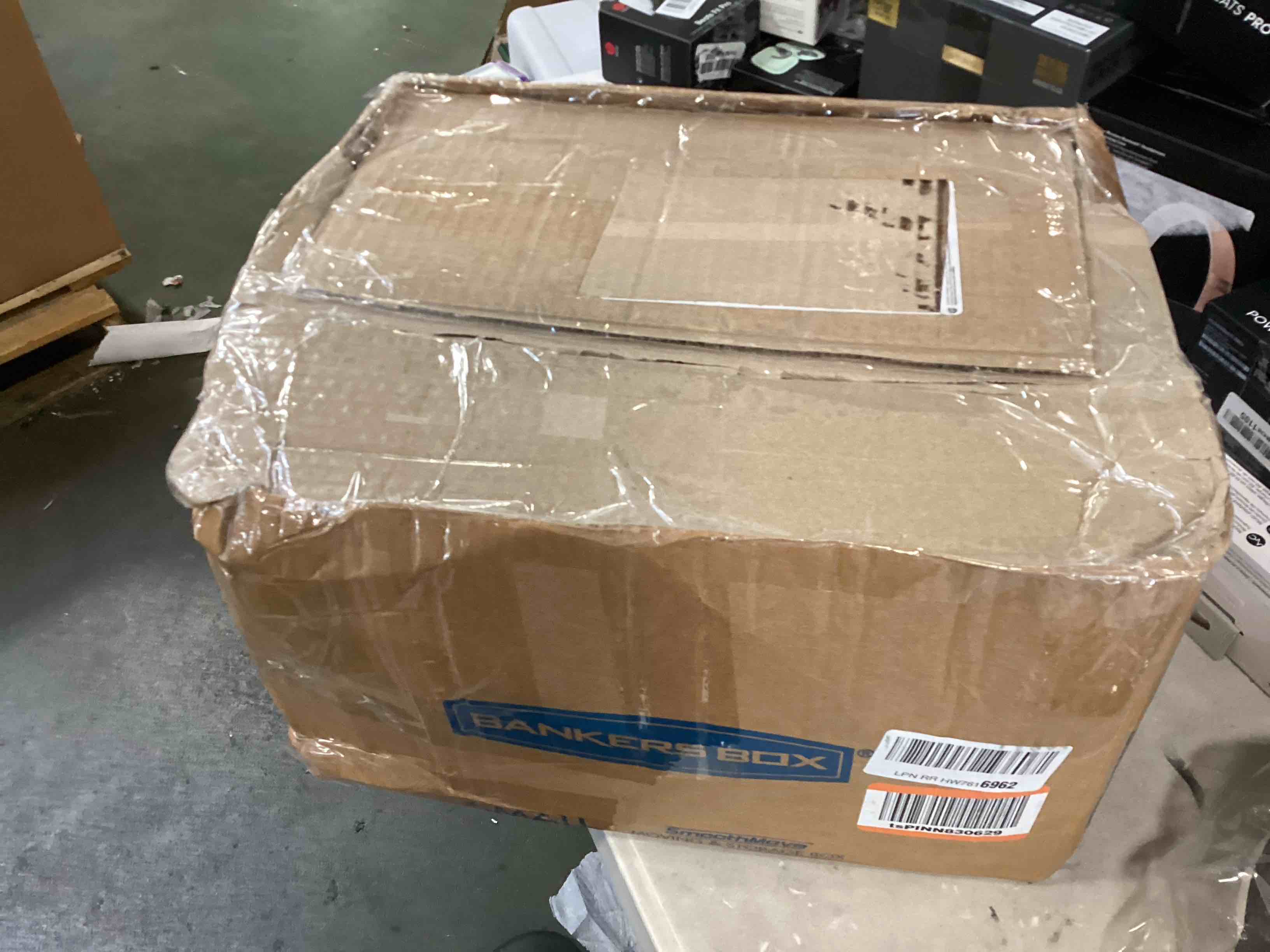 https://s3.amazonaws.com/lotting-images-prod/bidfta/GRN6689312_1720542057539.jpeg