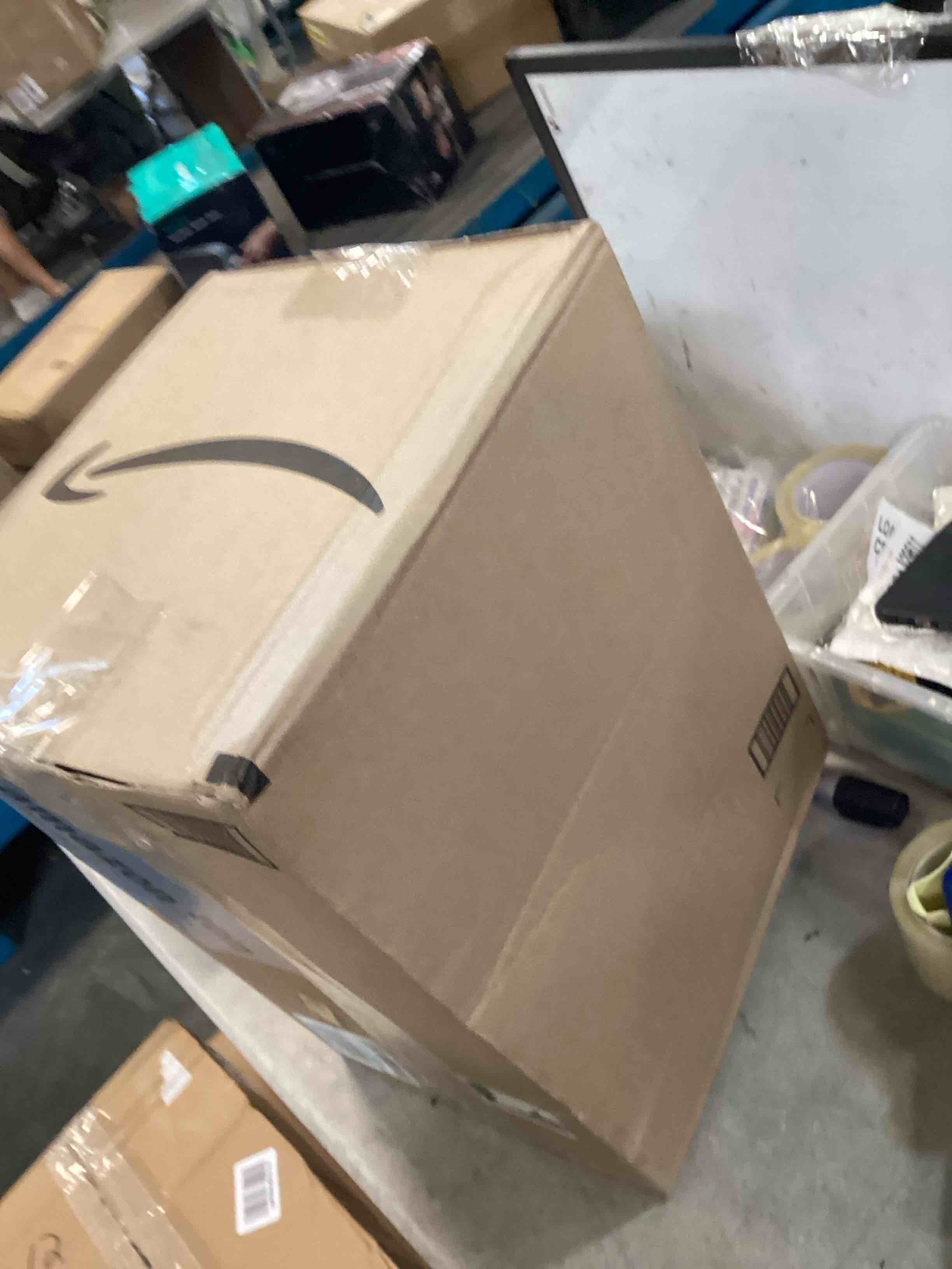 https://s3.amazonaws.com/lotting-images-prod/bidfta/GRN6690598_1719851788196.jpeg