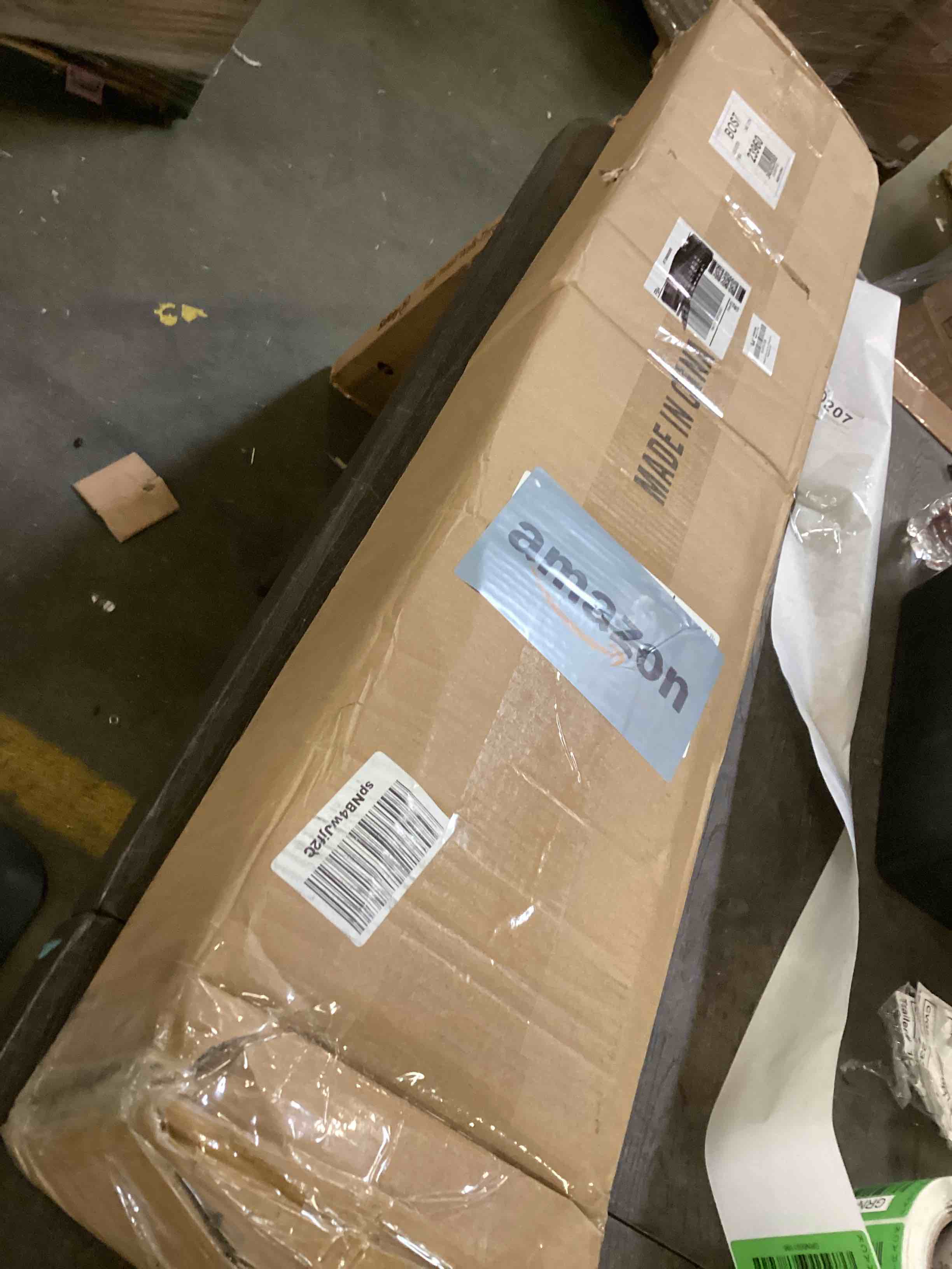 https://s3.amazonaws.com/lotting-images-prod/bidfta/GRN6691166_1720029403637.jpeg