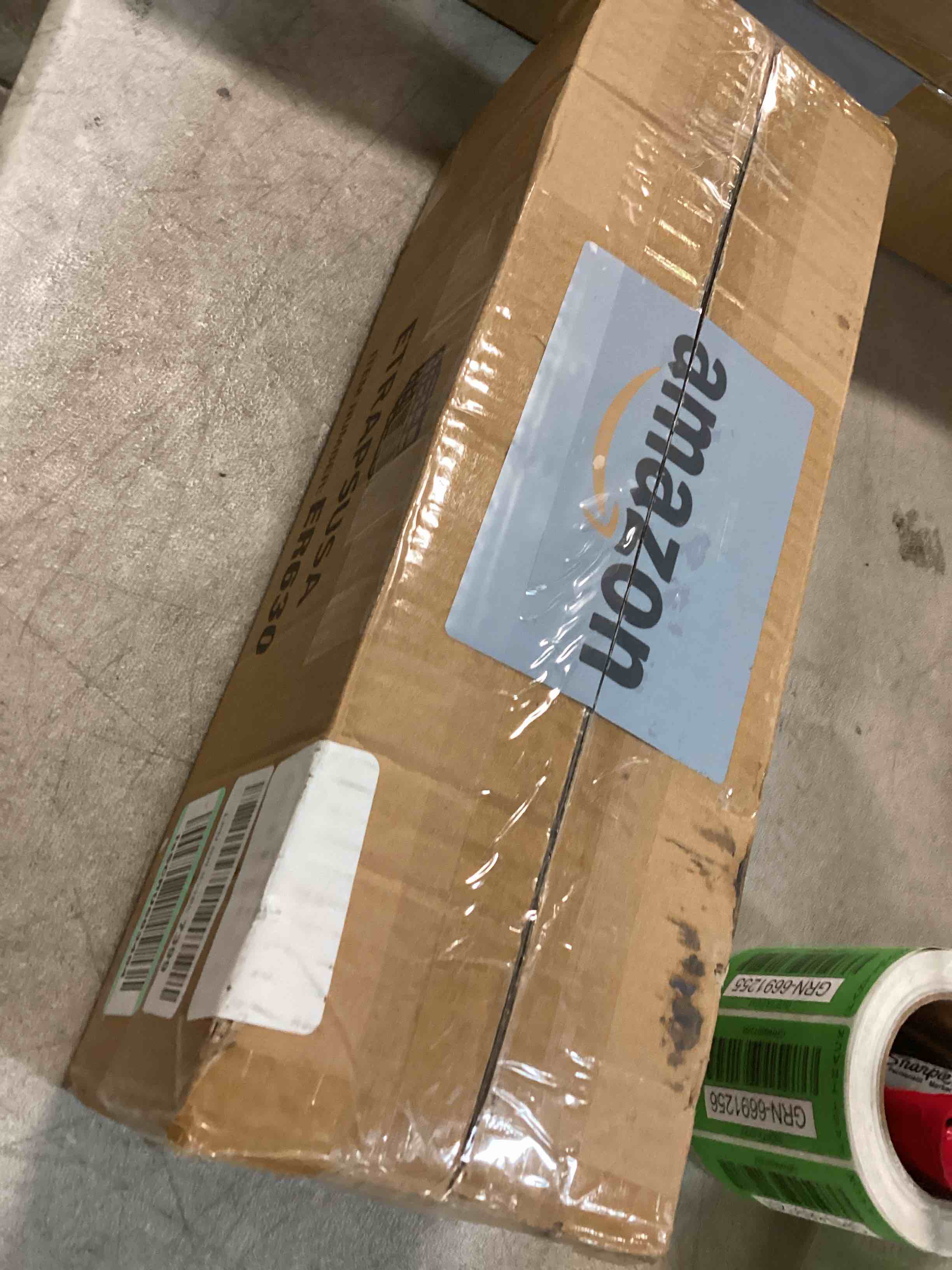 https://s3.amazonaws.com/lotting-images-prod/bidfta/GRN6691247_1720179881237.jpeg