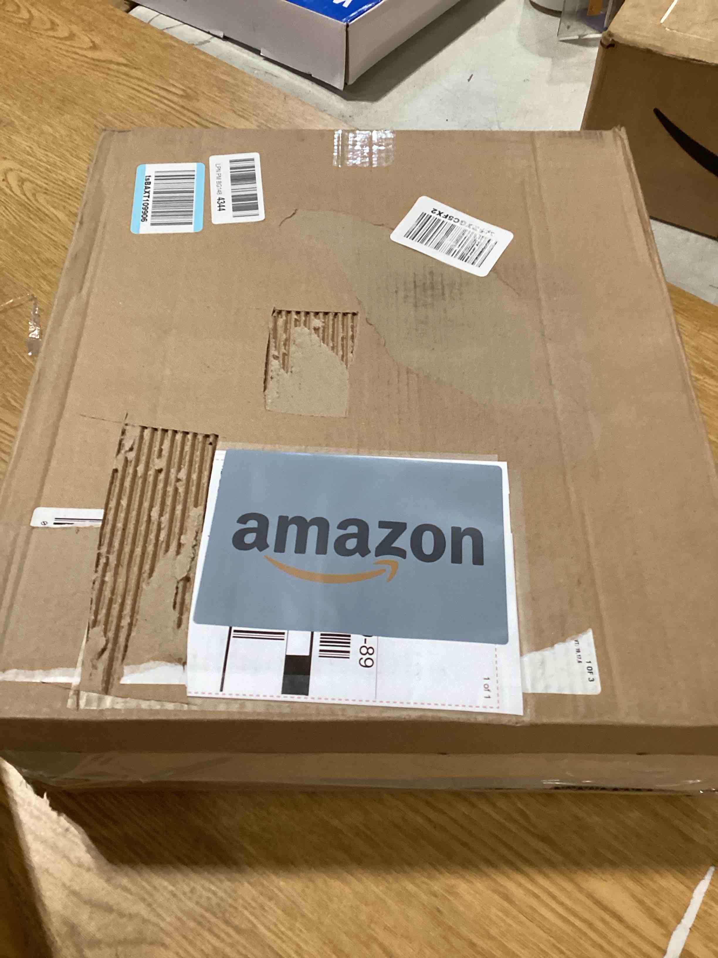 https://s3.amazonaws.com/lotting-images-prod/bidfta/GRN6693842_1723214012681.jpeg