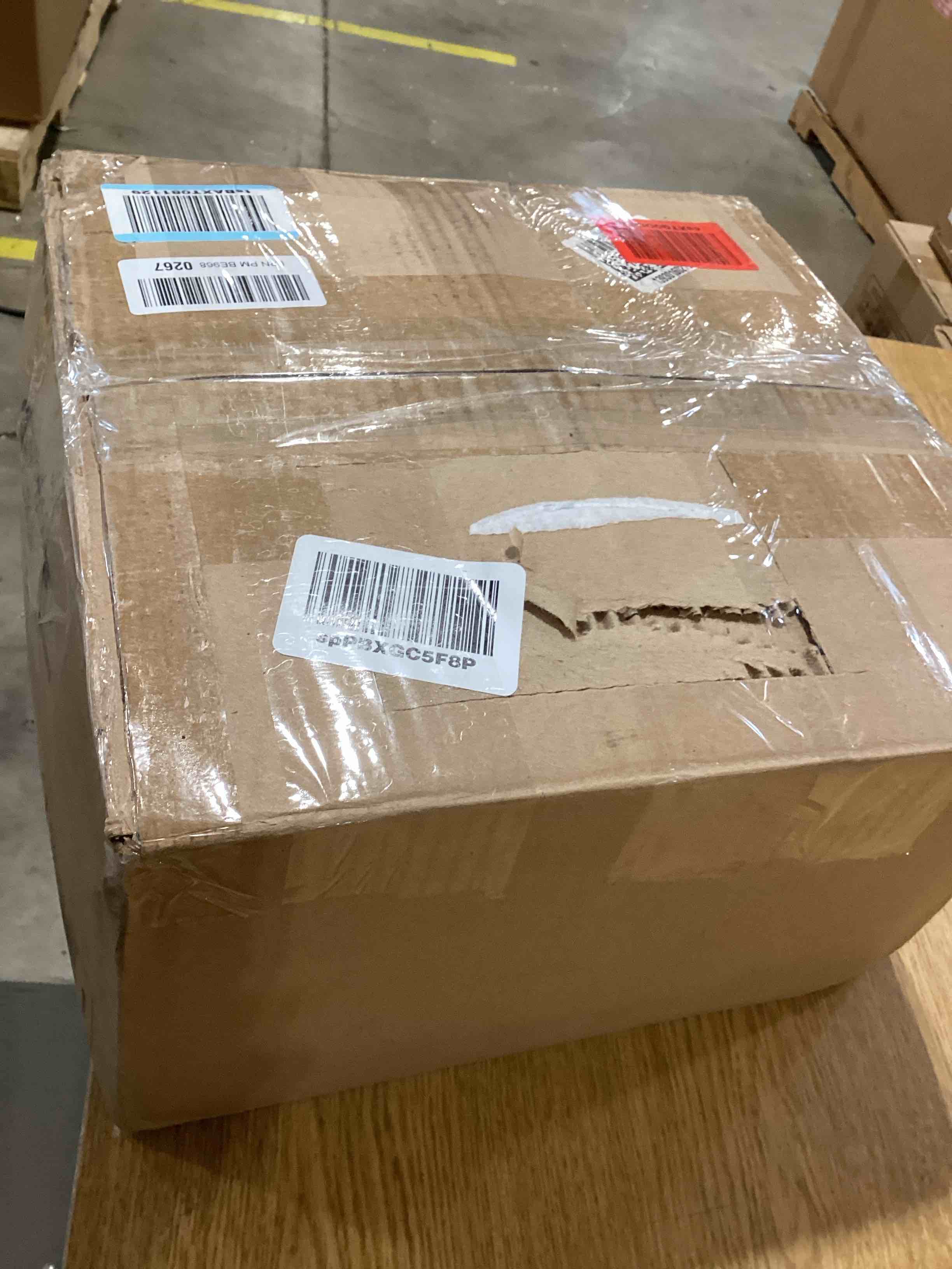 https://s3.amazonaws.com/lotting-images-prod/bidfta/GRN6693900_1723228954423.jpeg