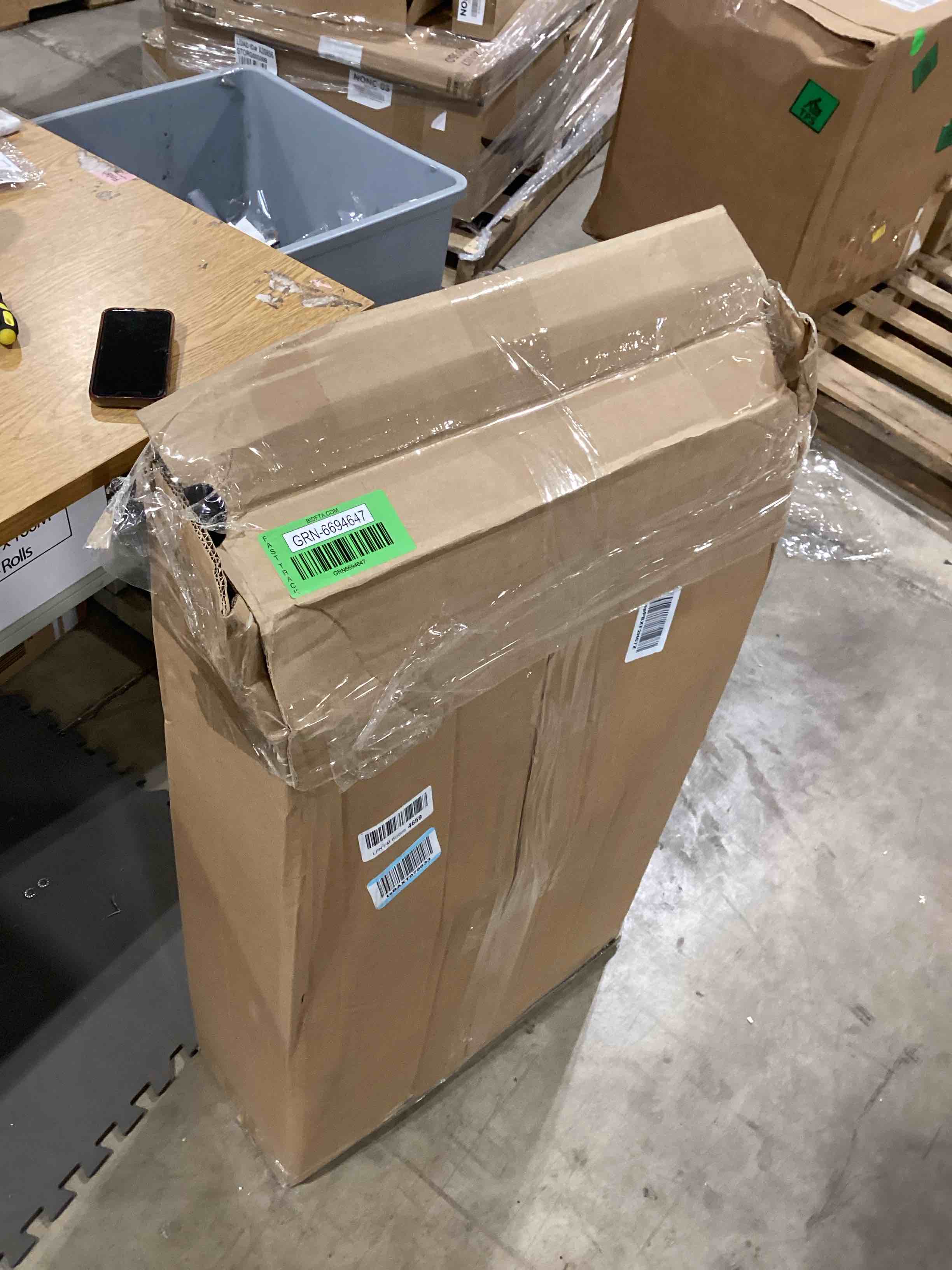 https://s3.amazonaws.com/lotting-images-prod/bidfta/GRN6694647_1724416145334.jpeg
