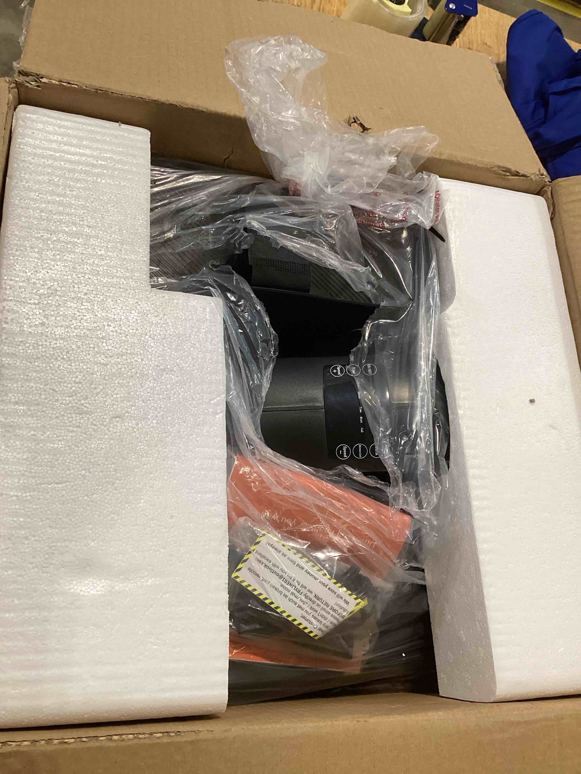 https://s3.amazonaws.com/lotting-images-prod/bidfta/GRN6695211_1721751922713.jpeg