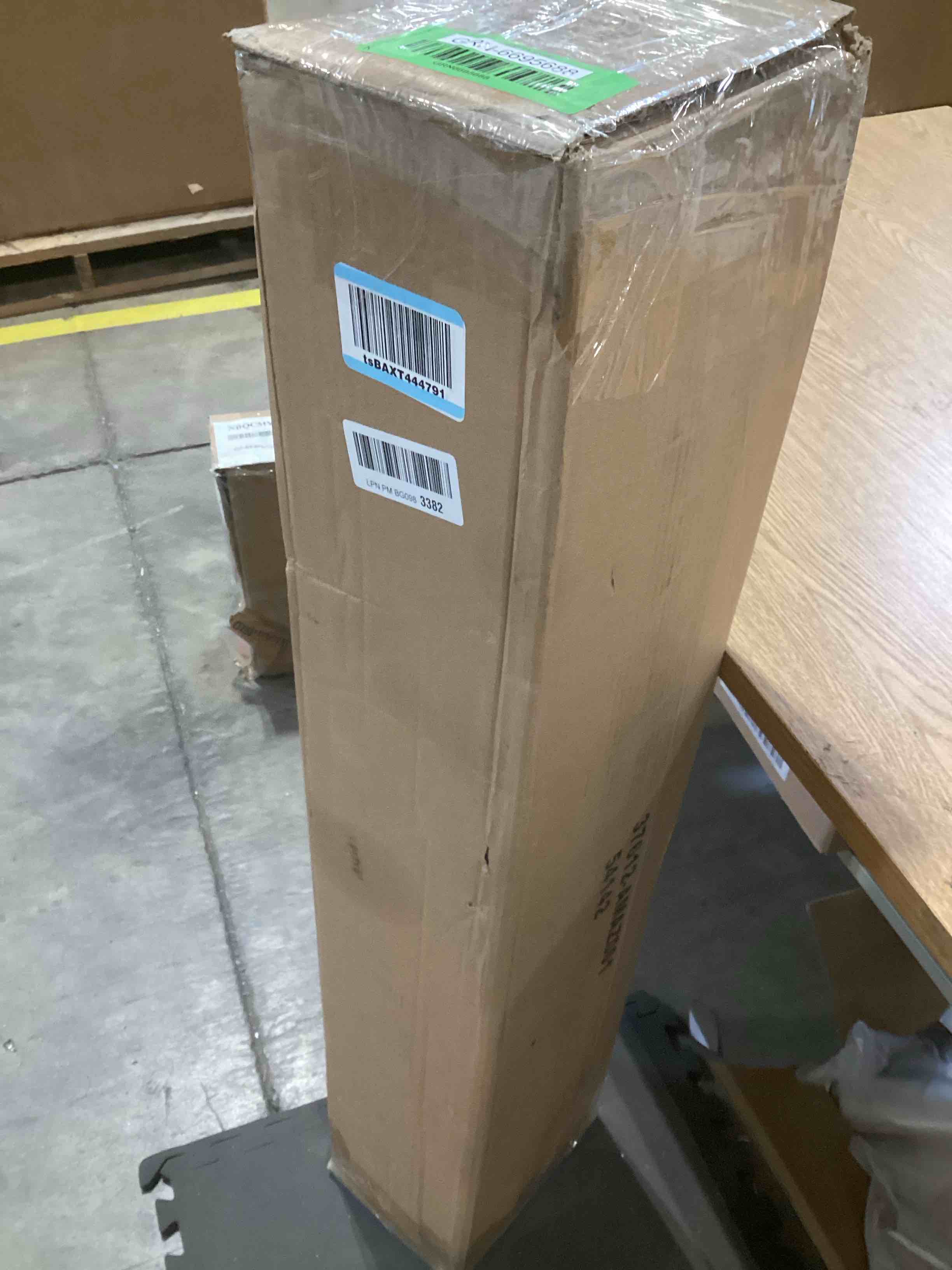 https://s3.amazonaws.com/lotting-images-prod/bidfta/GRN6695688_1722362926868.jpeg