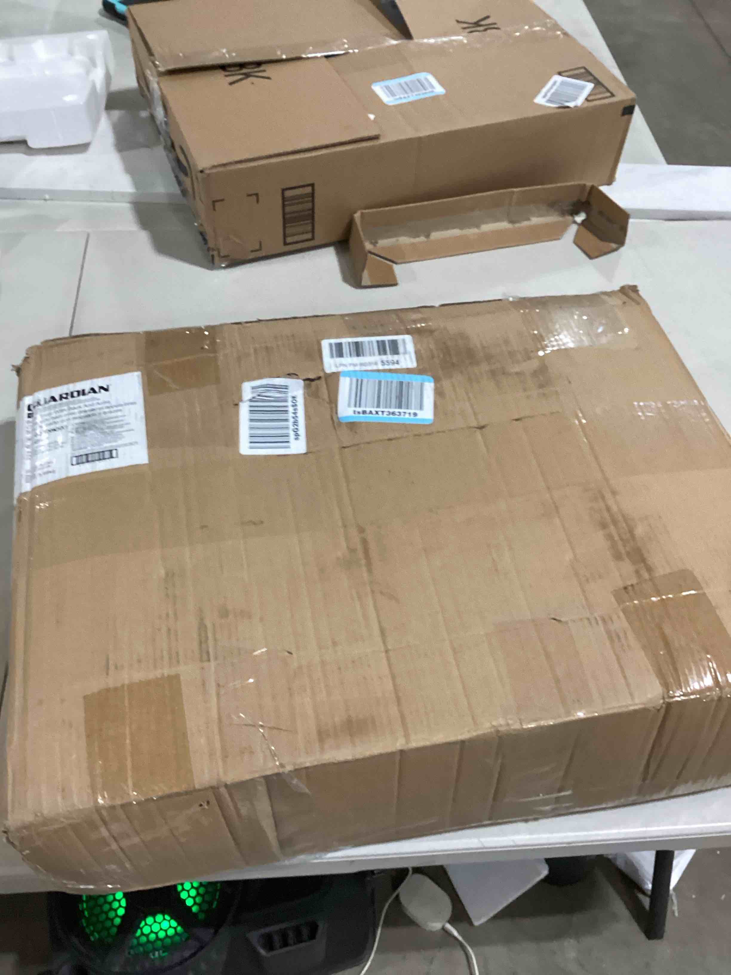 https://s3.amazonaws.com/lotting-images-prod/bidfta/GRN6697335_1725449816404.jpeg