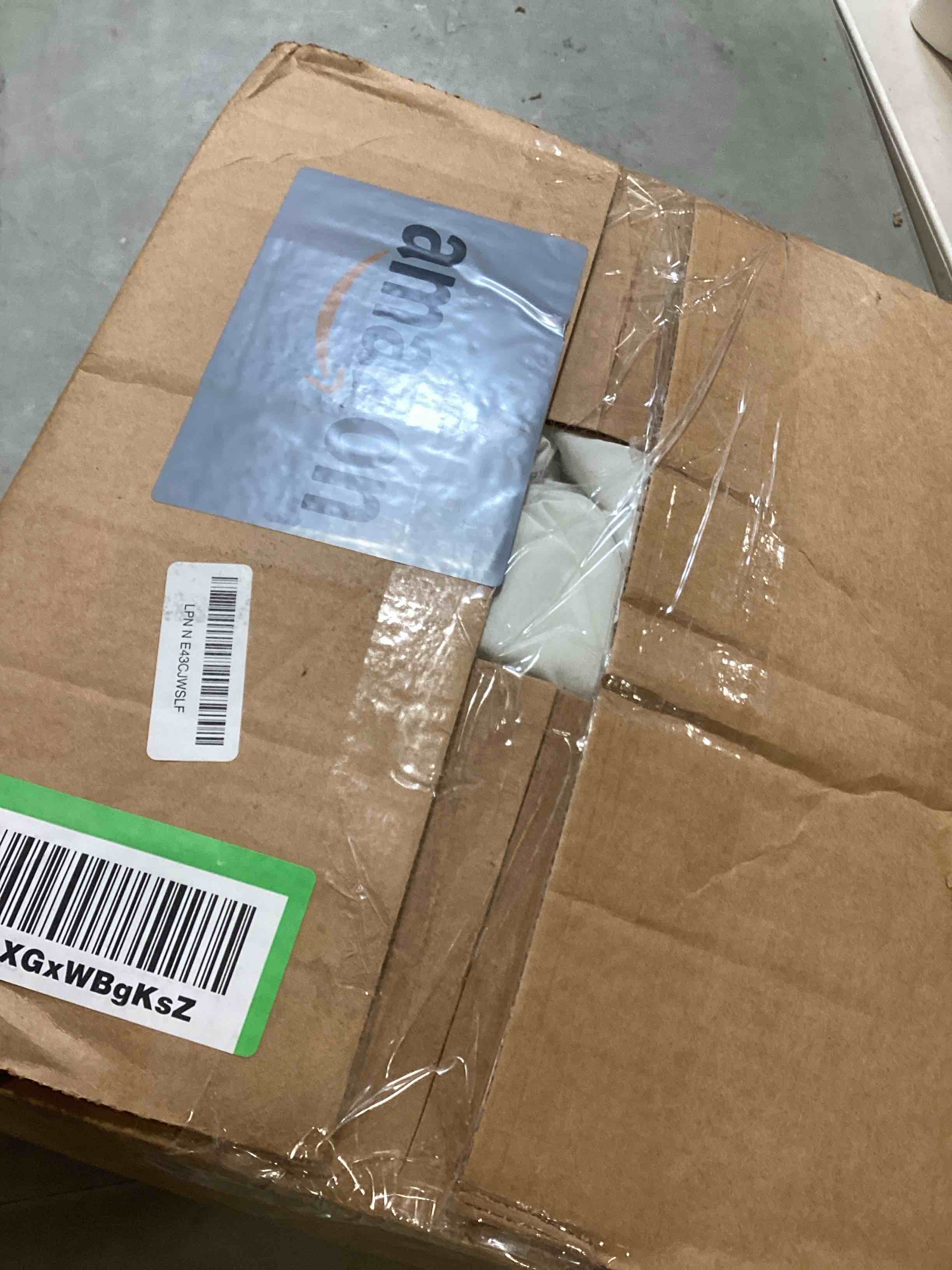 https://s3.amazonaws.com/lotting-images-prod/bidfta/GRN6697613_1726600682487.jpeg