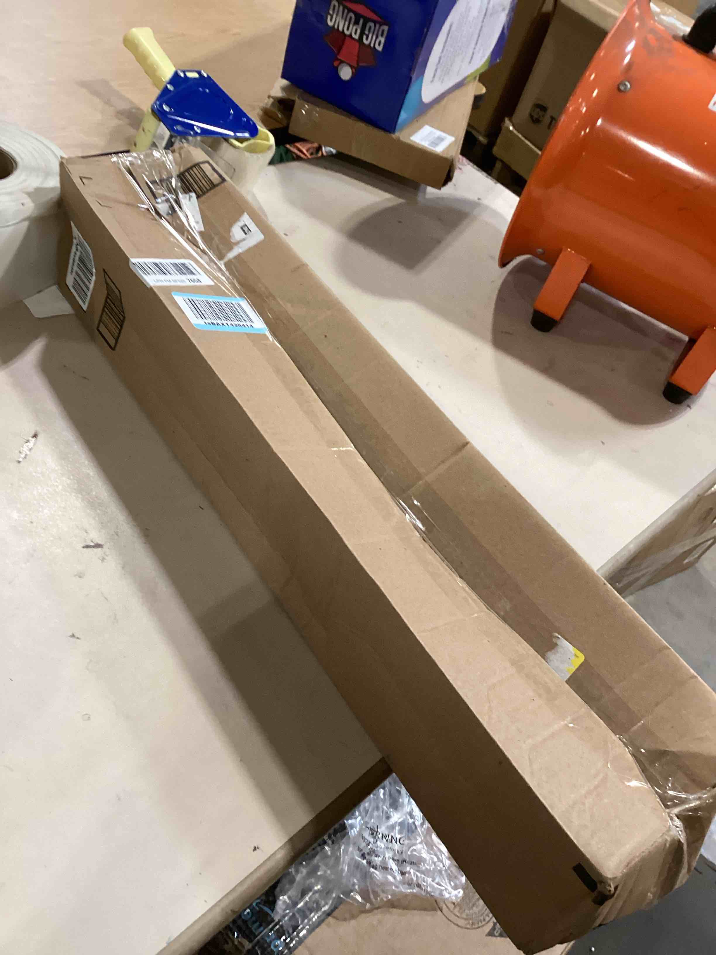 https://s3.amazonaws.com/lotting-images-prod/bidfta/GRN6698471_1723472385349.jpeg