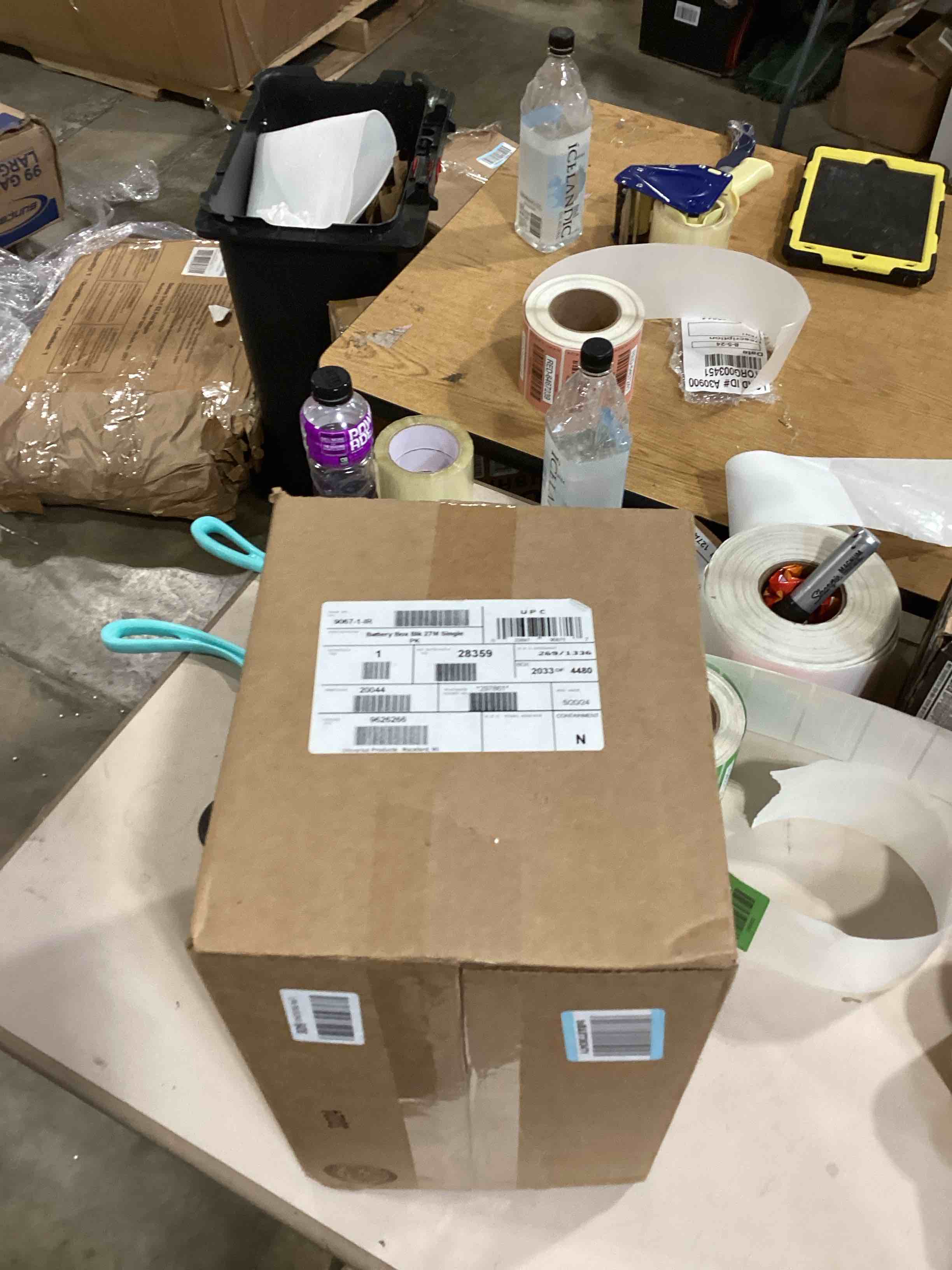https://s3.amazonaws.com/lotting-images-prod/bidfta/GRN6698535_1723559400942.jpeg