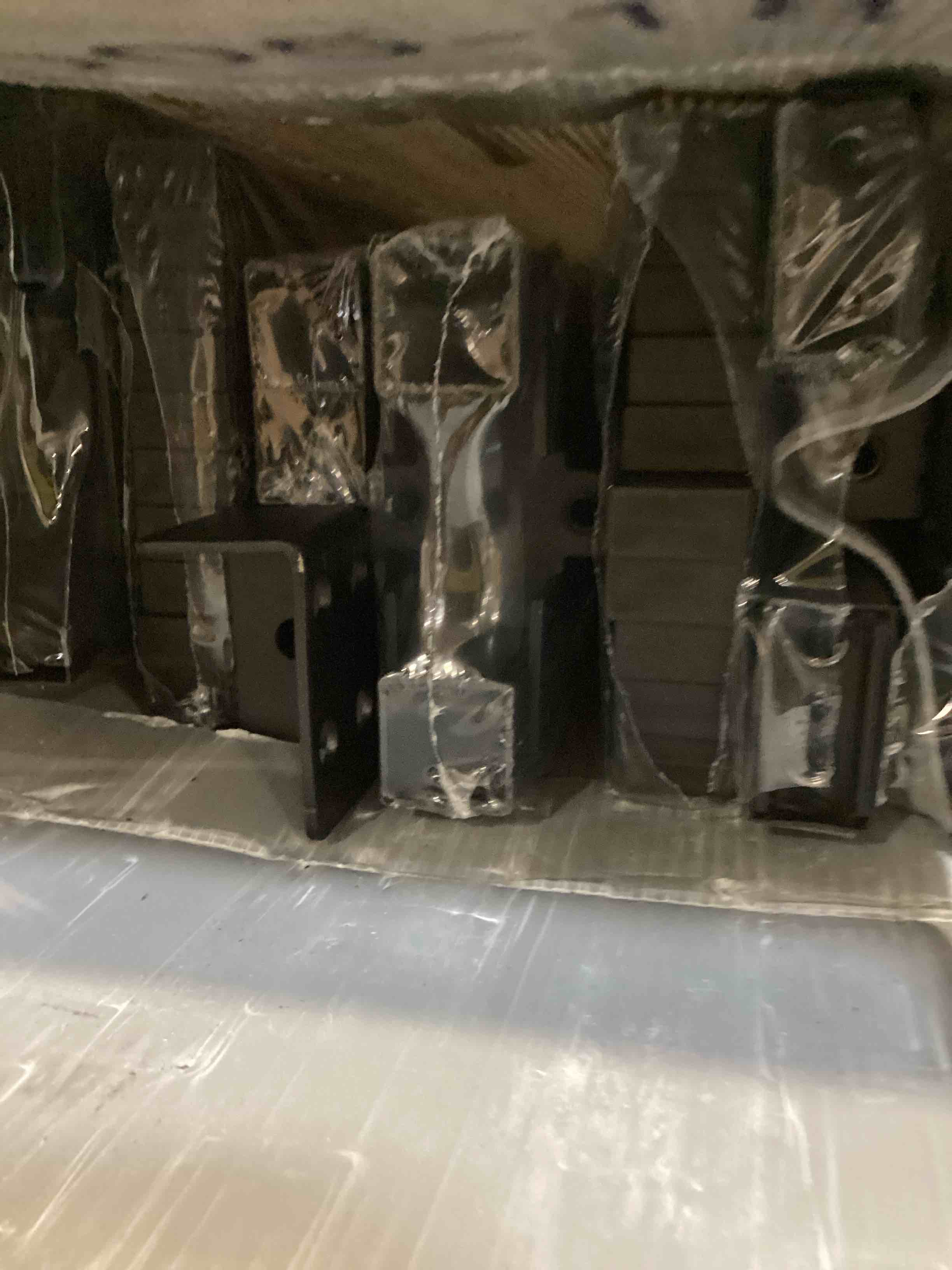 https://s3.amazonaws.com/lotting-images-prod/bidfta/GRN6698960_1723740769369.jpeg