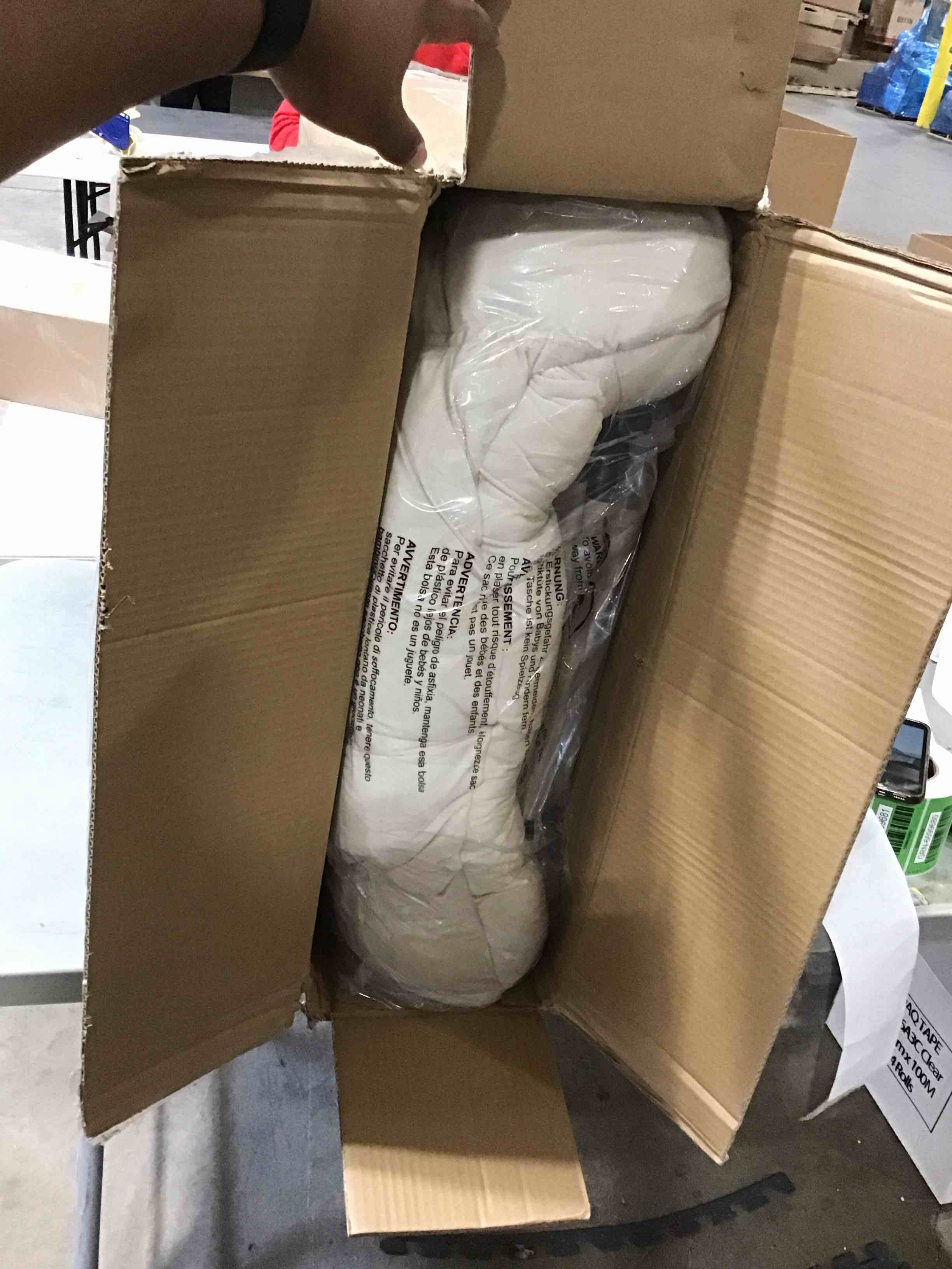 https://s3.amazonaws.com/lotting-images-prod/bidfta/GRN6699675_1723732972821.jpeg