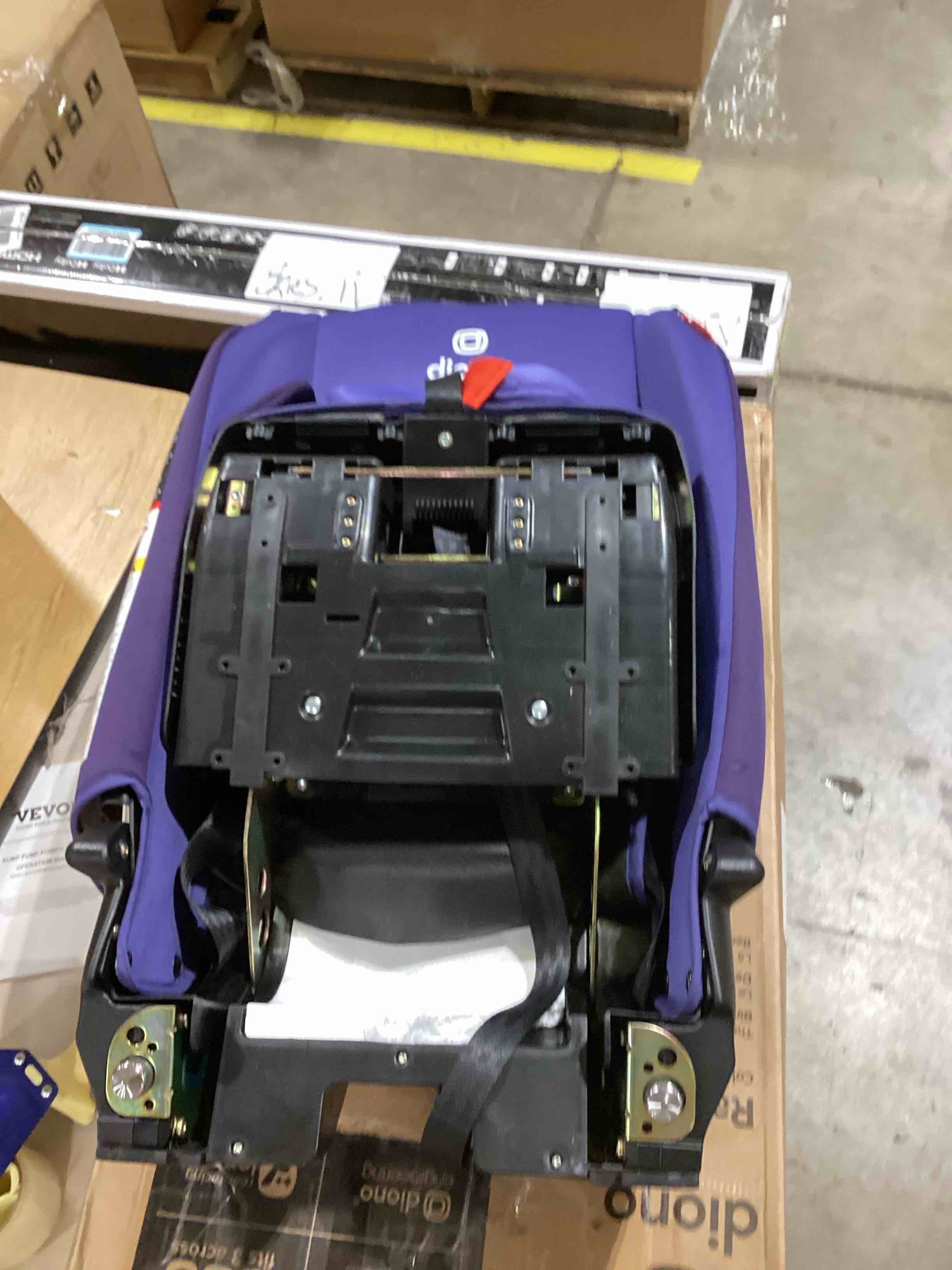 https://s3.amazonaws.com/lotting-images-prod/bidfta/GRN6700127_1725115512456.jpeg