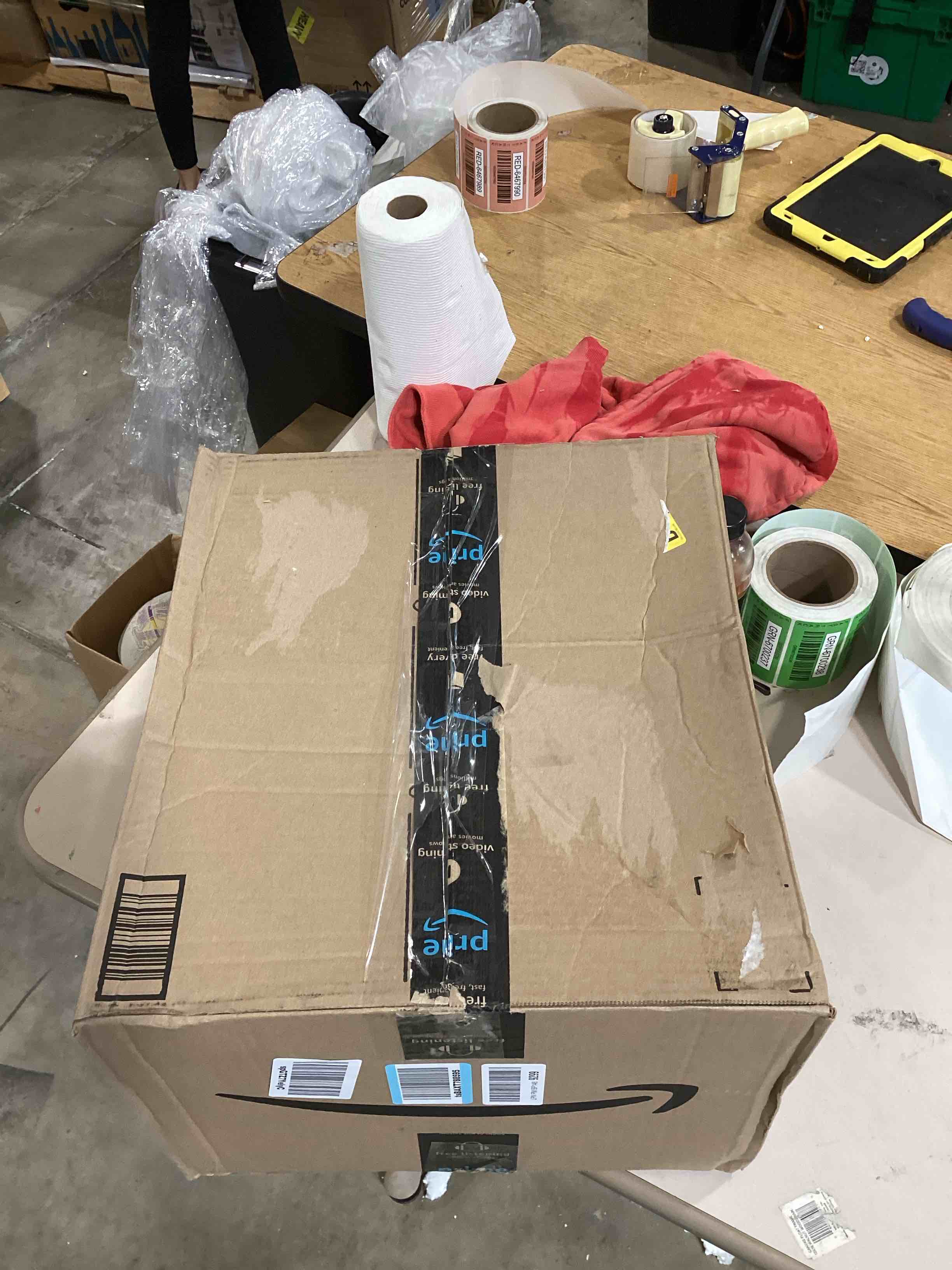 https://s3.amazonaws.com/lotting-images-prod/bidfta/GRN6700232_1725381899089.jpeg