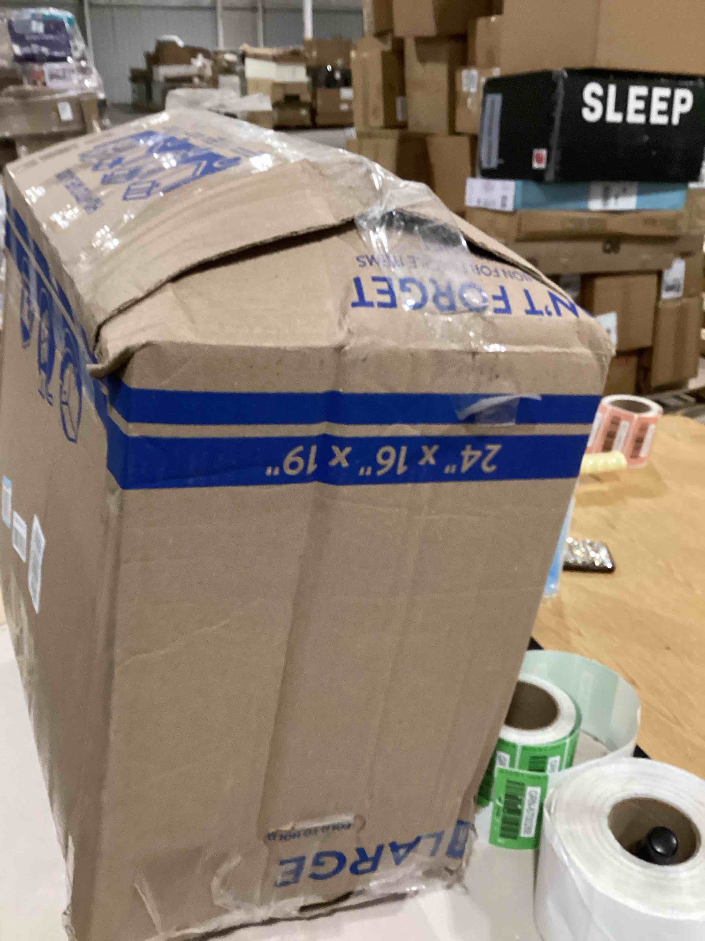 https://s3.amazonaws.com/lotting-images-prod/bidfta/GRN6700293_1725448961609.jpeg