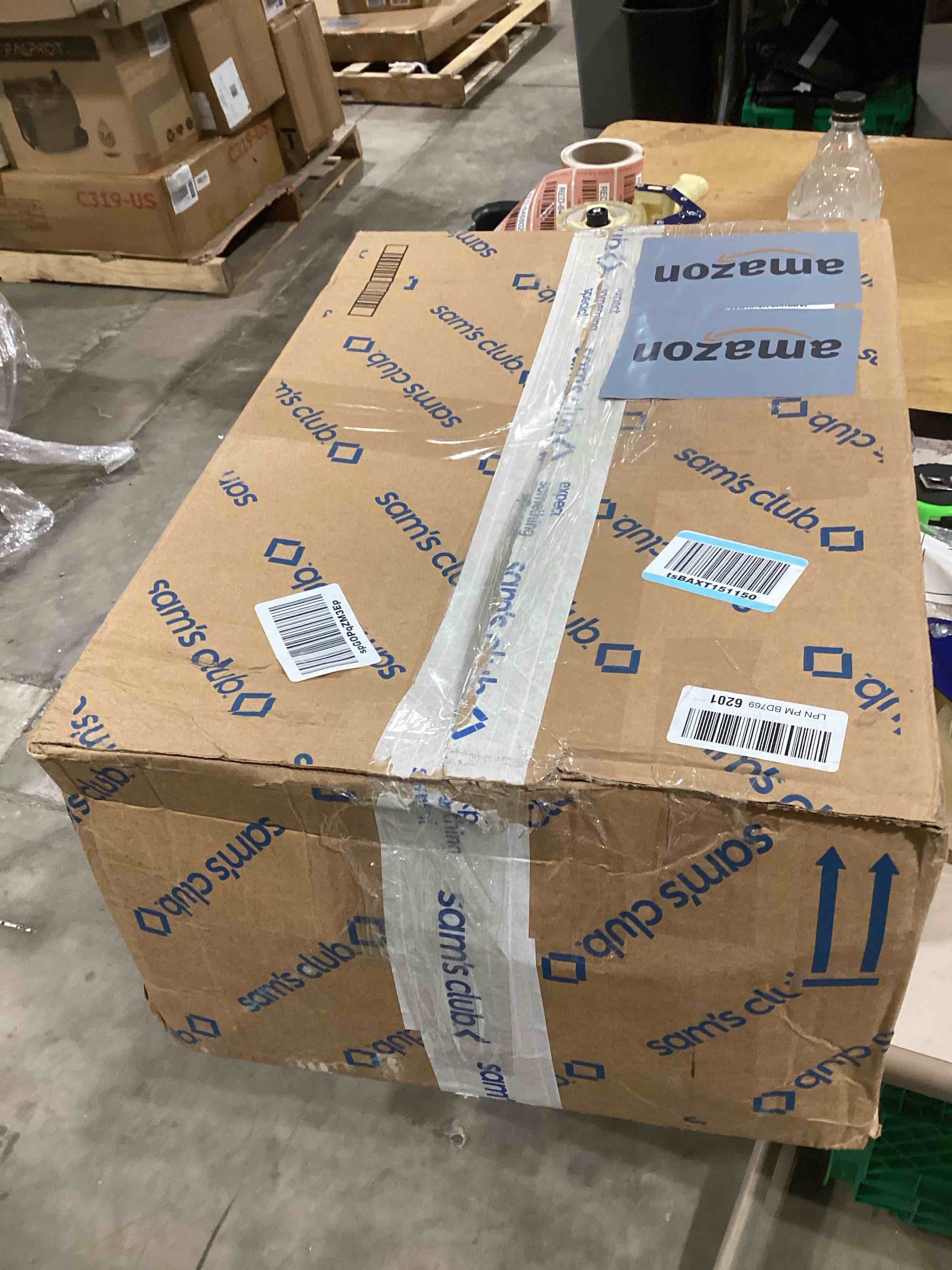 https://s3.amazonaws.com/lotting-images-prod/bidfta/GRN6700294_1725449295237.jpeg