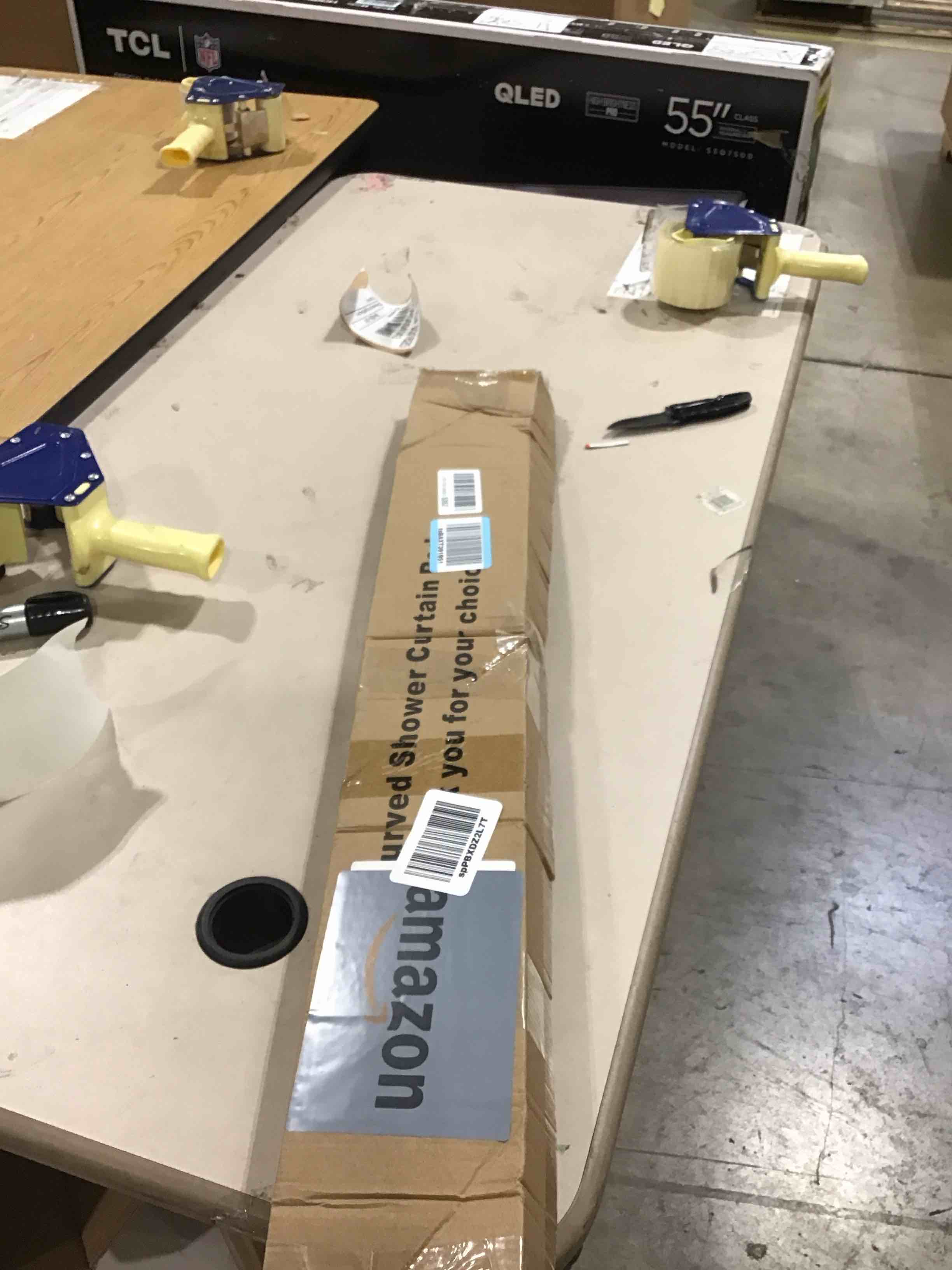 https://s3.amazonaws.com/lotting-images-prod/bidfta/GRN6700516_1725631556178.jpeg
