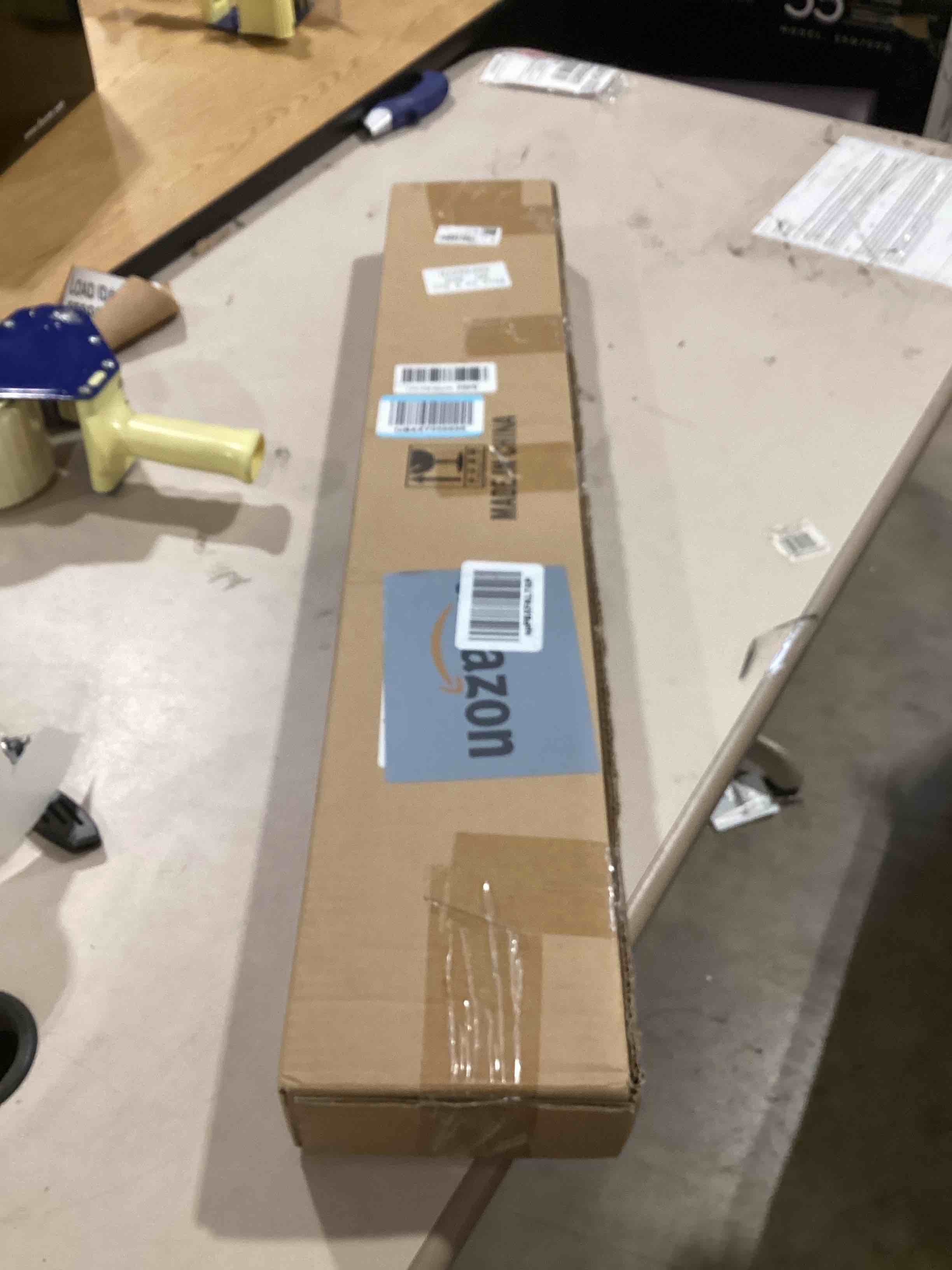 https://s3.amazonaws.com/lotting-images-prod/bidfta/GRN6700541_1725883645029.jpeg