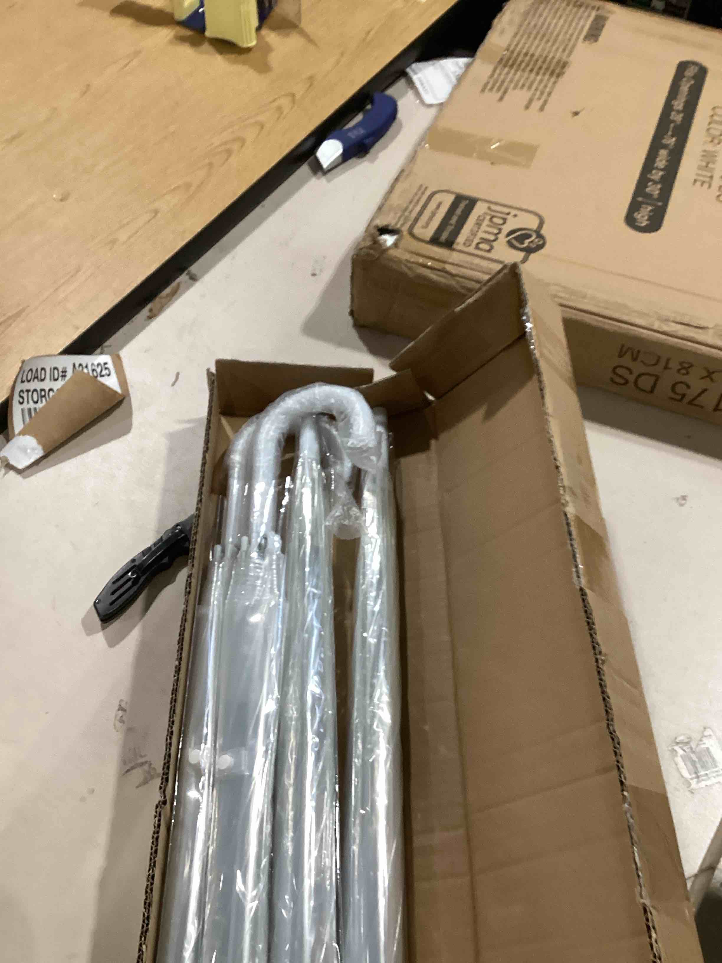 https://s3.amazonaws.com/lotting-images-prod/bidfta/GRN6700541_1725883678116.jpeg