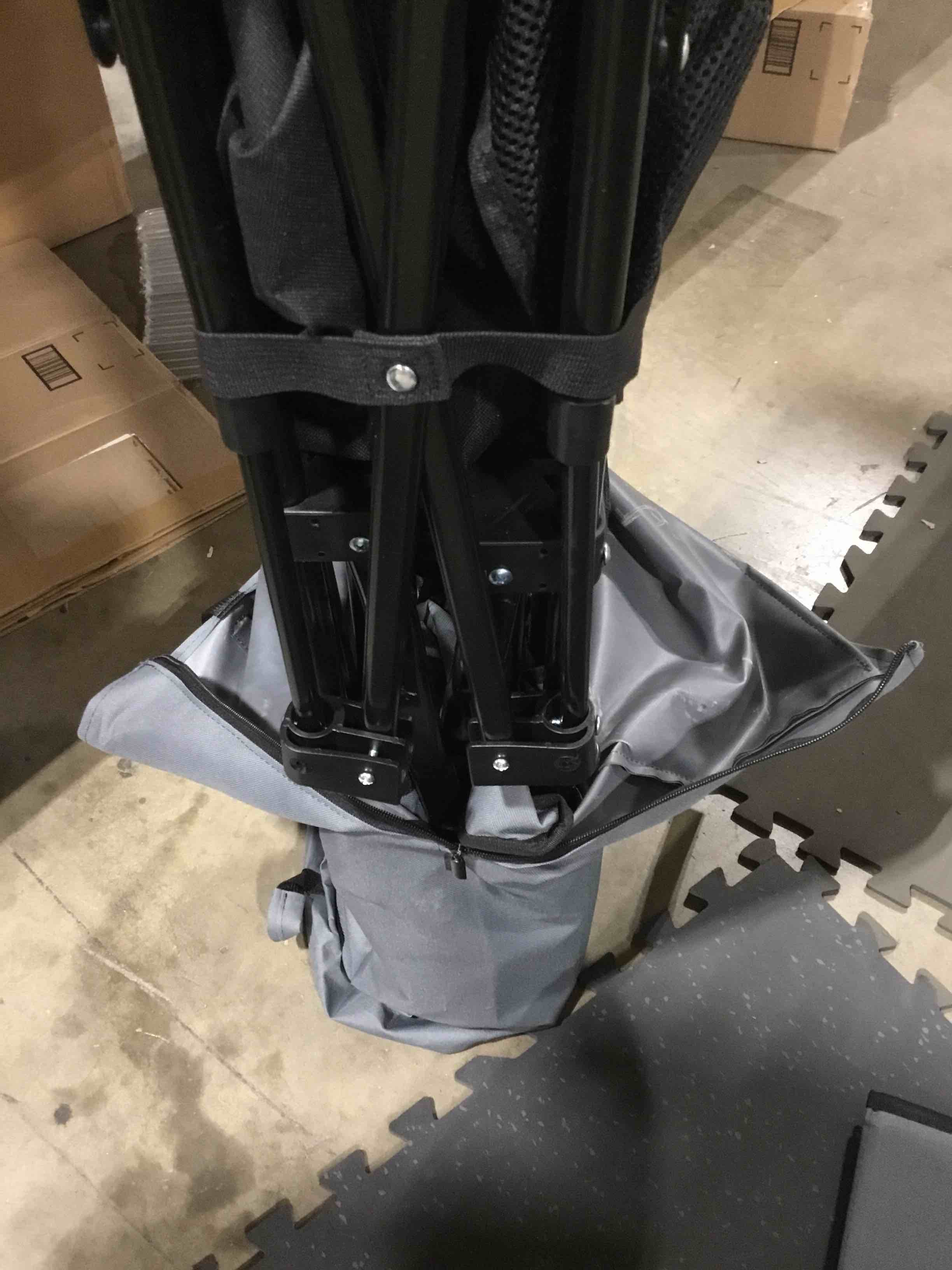 https://s3.amazonaws.com/lotting-images-prod/bidfta/GRN6700715_1726573805708.jpeg