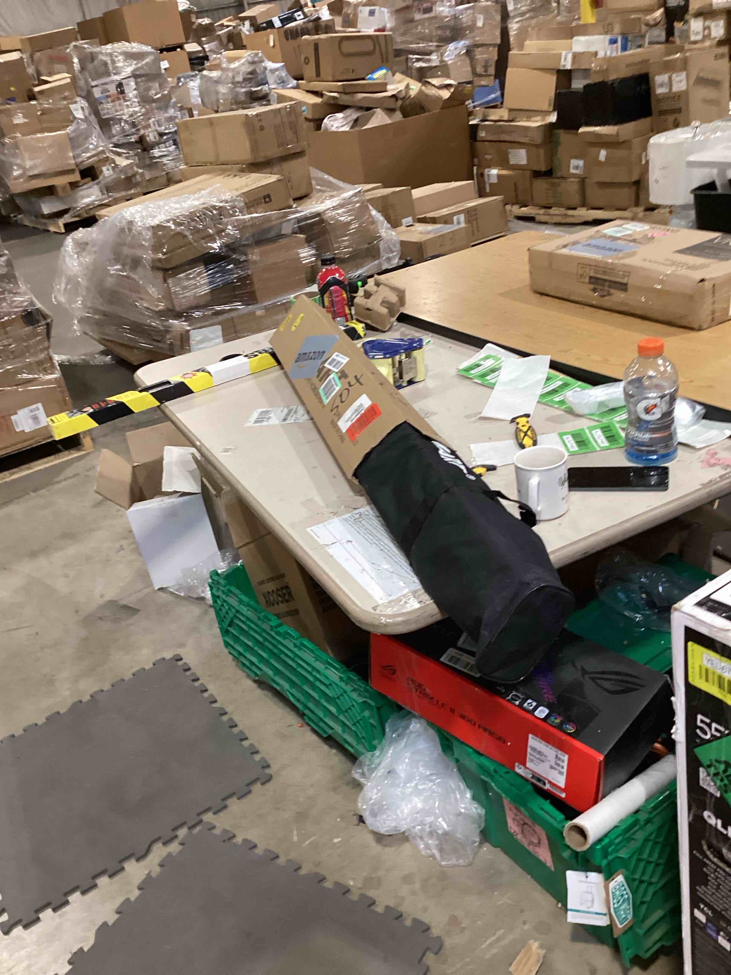 EMART Backdrop Stand 10x7ft(WxH) Photo Studio Adjustable Background Stand Support Kit with 2 Crossbars, 8 Backdrop Clamps, 2 Sandbags and Carrying Bag for Parties Events Decoration -Gold