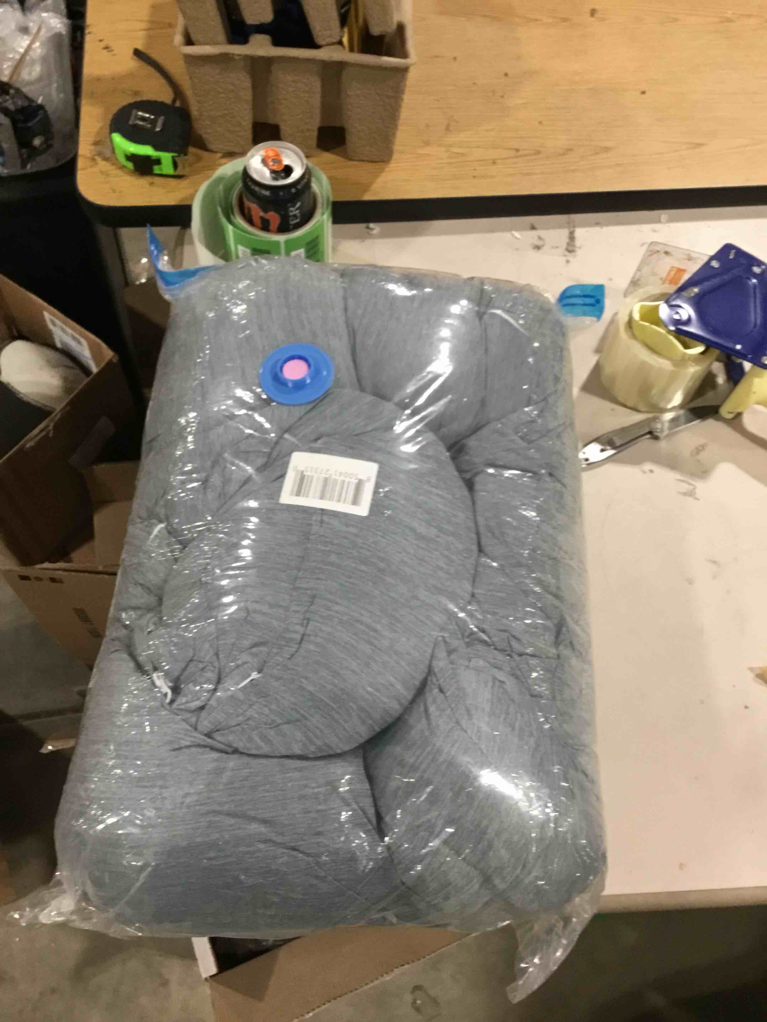https://s3.amazonaws.com/lotting-images-prod/bidfta/GRN6700884_1726226695318.jpeg