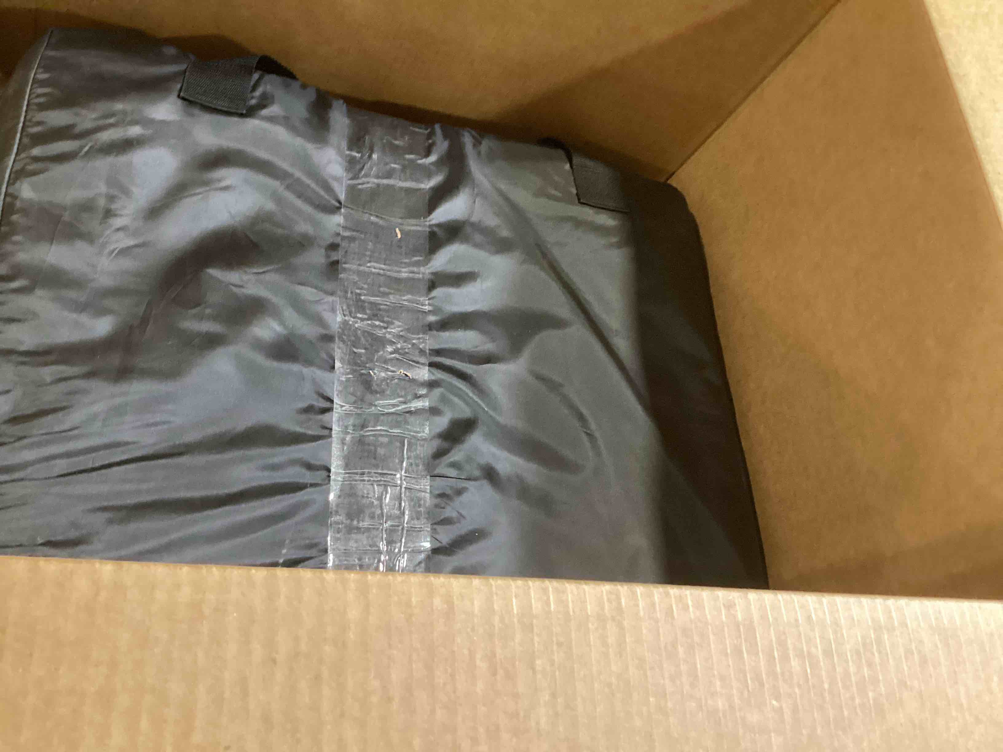 https://s3.amazonaws.com/lotting-images-prod/bidfta/GRN6701123_1725556293802.jpeg