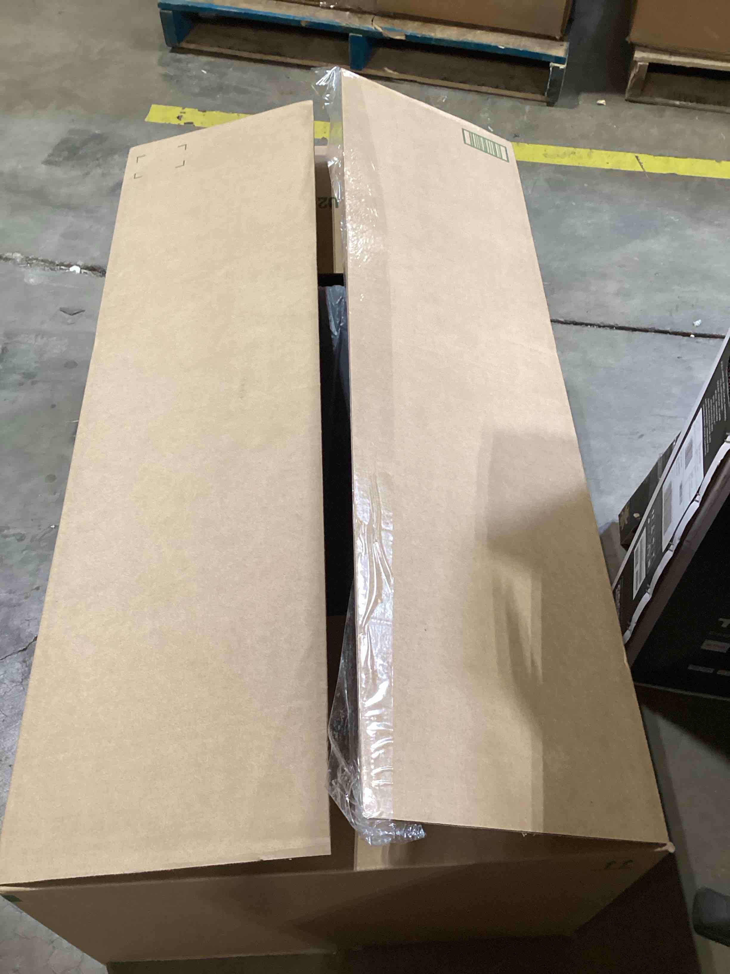 https://s3.amazonaws.com/lotting-images-prod/bidfta/GRN6701688_1726599926927.jpeg