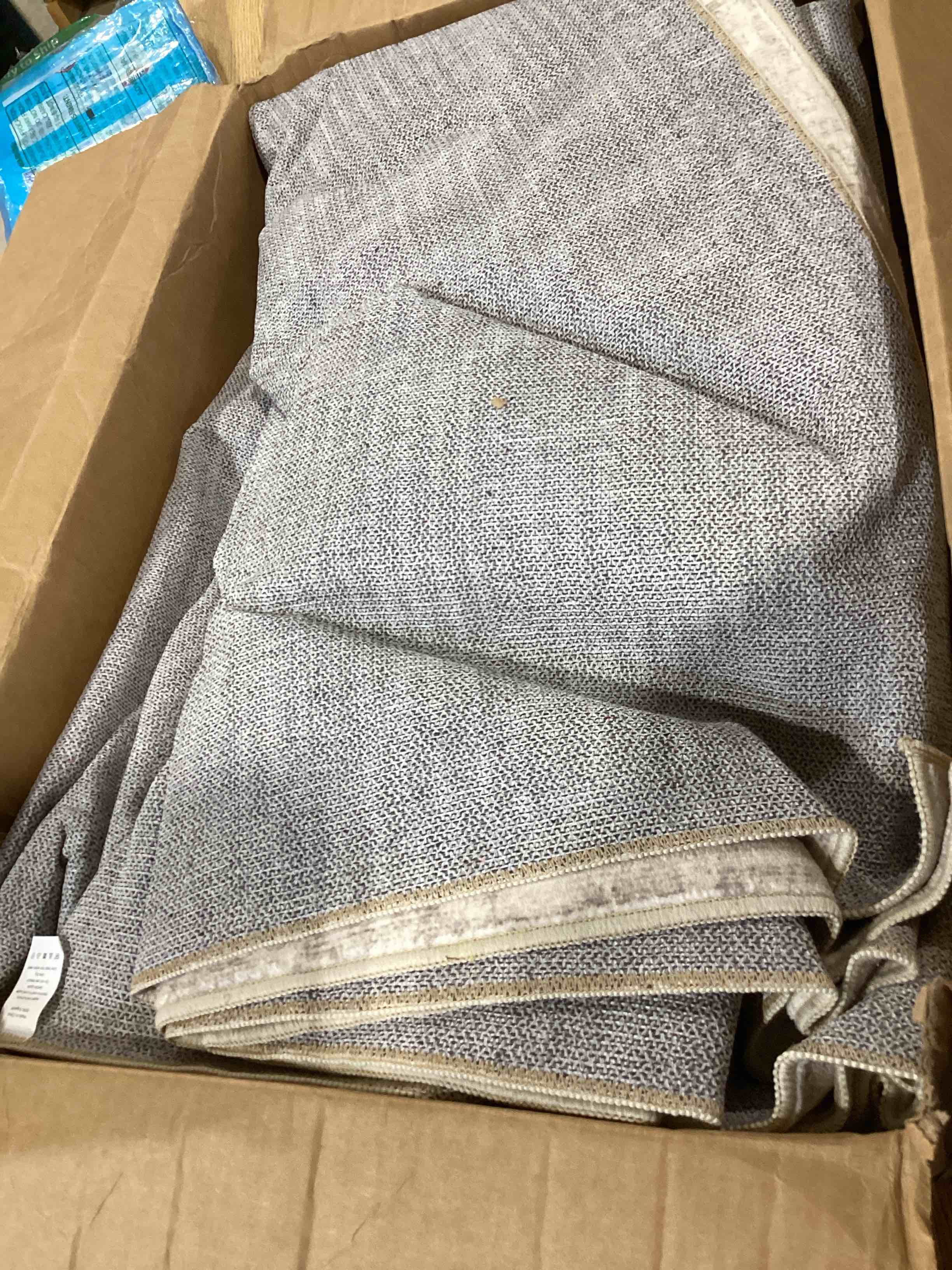 https://s3.amazonaws.com/lotting-images-prod/bidfta/GRN6702145_1727110495977.jpeg