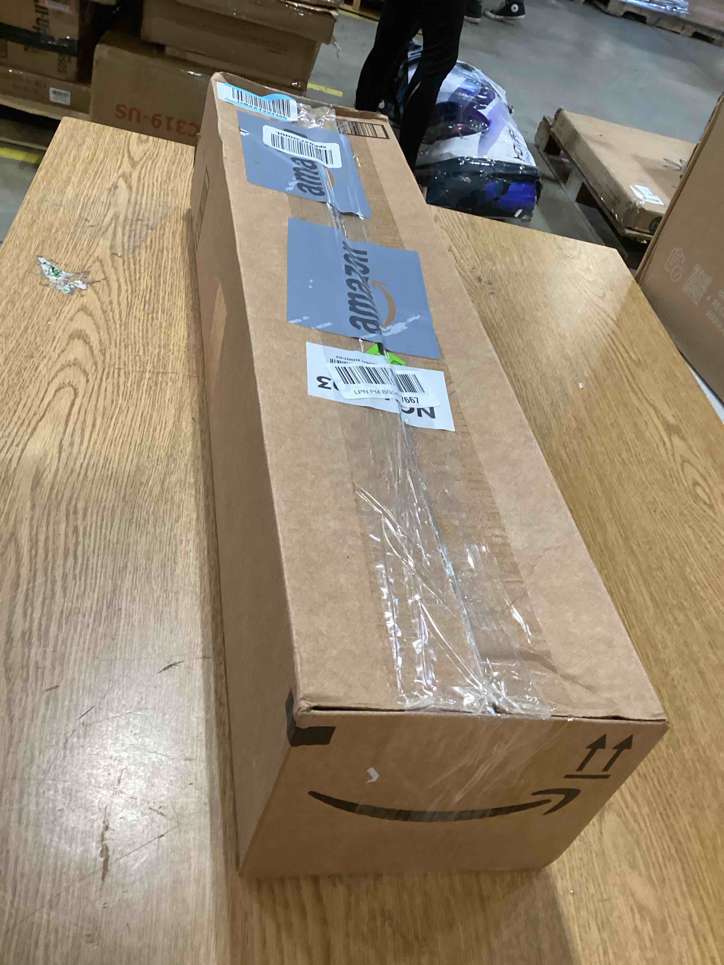 https://s3.amazonaws.com/lotting-images-prod/bidfta/GRN6703375_1725464317243.jpeg