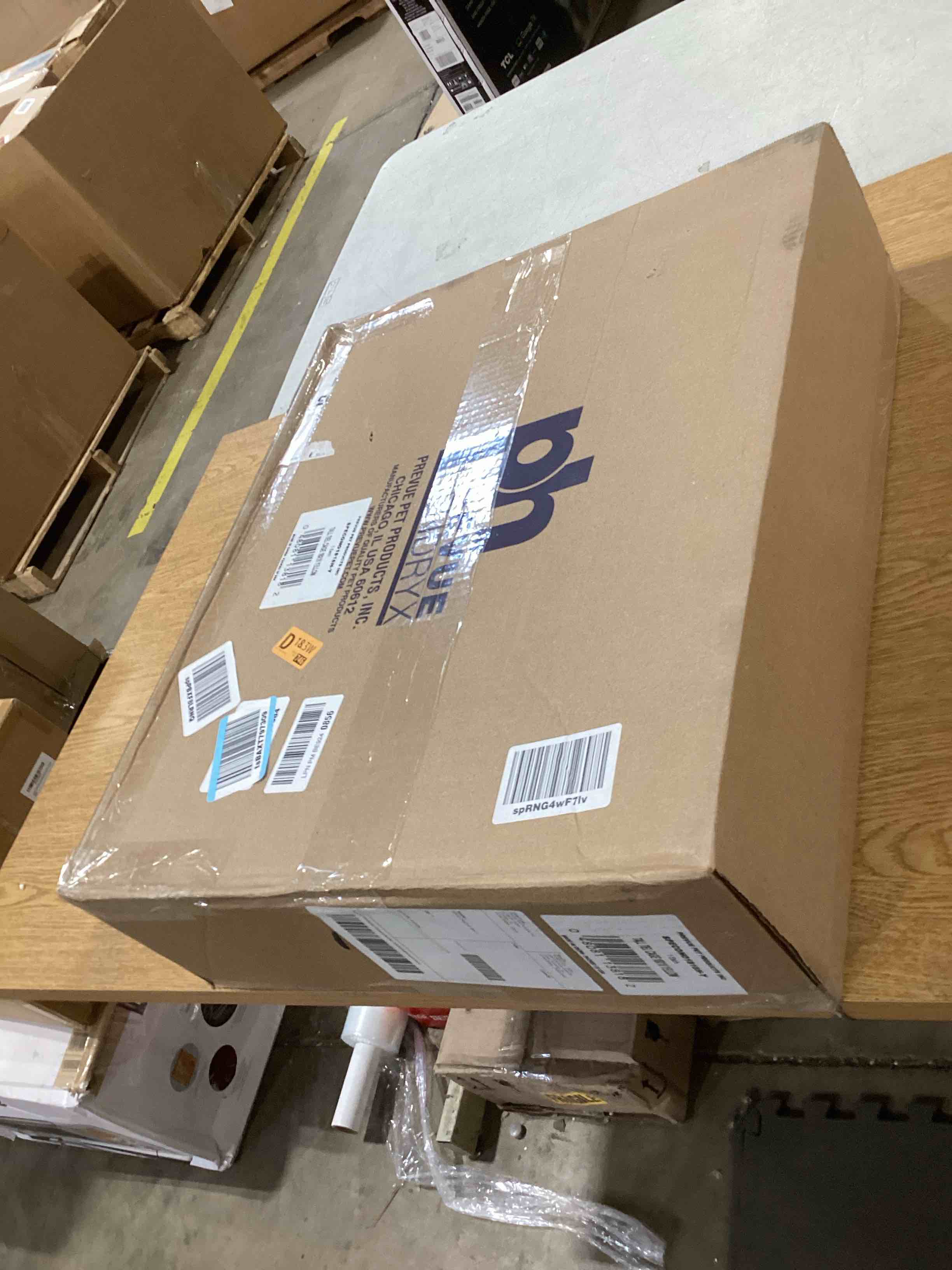 Prevue Pet Products SPECONO1818HY Tall Tiel Cage, Yellow