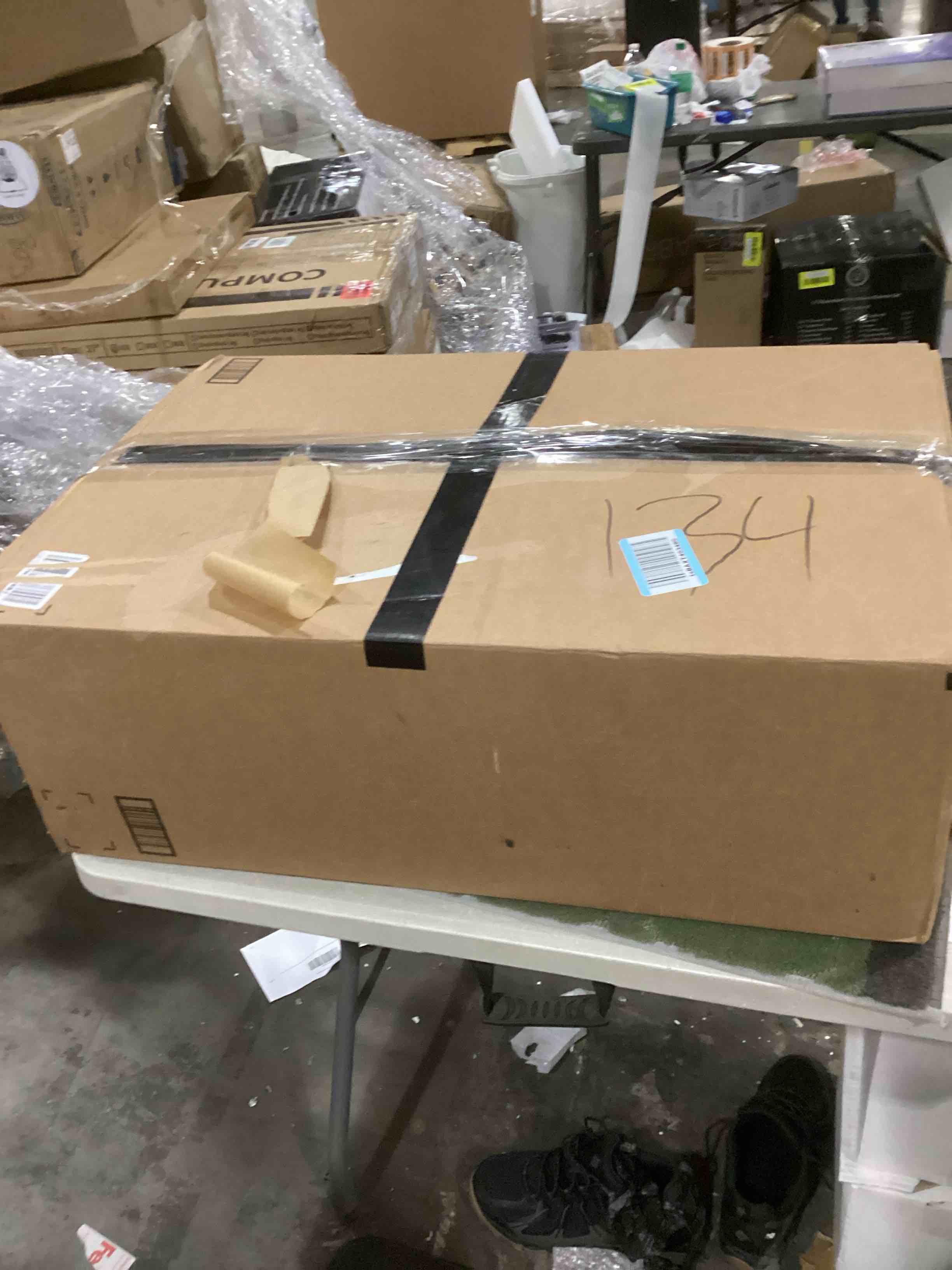 https://s3.amazonaws.com/lotting-images-prod/bidfta/GRN6704333_1736882467916.jpeg