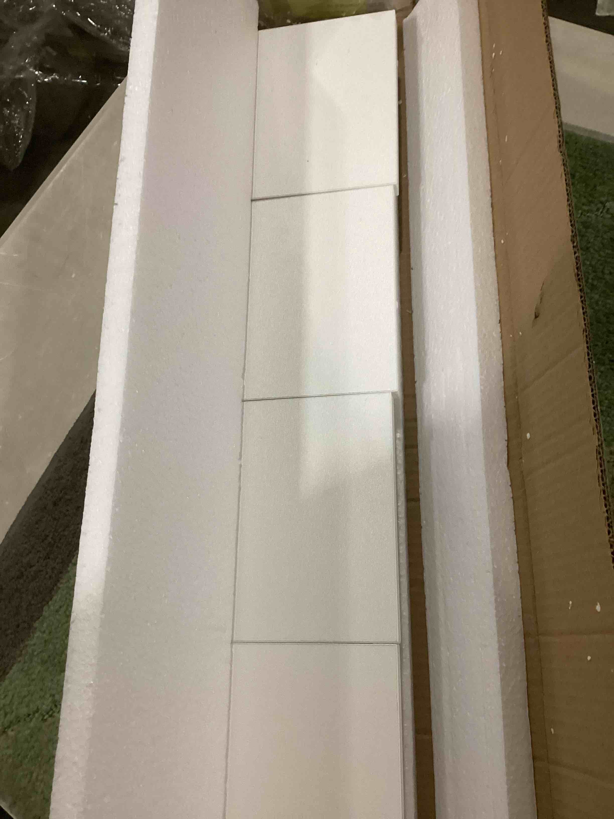 https://s3.amazonaws.com/lotting-images-prod/bidfta/GRN6704339_1736883614046.jpeg