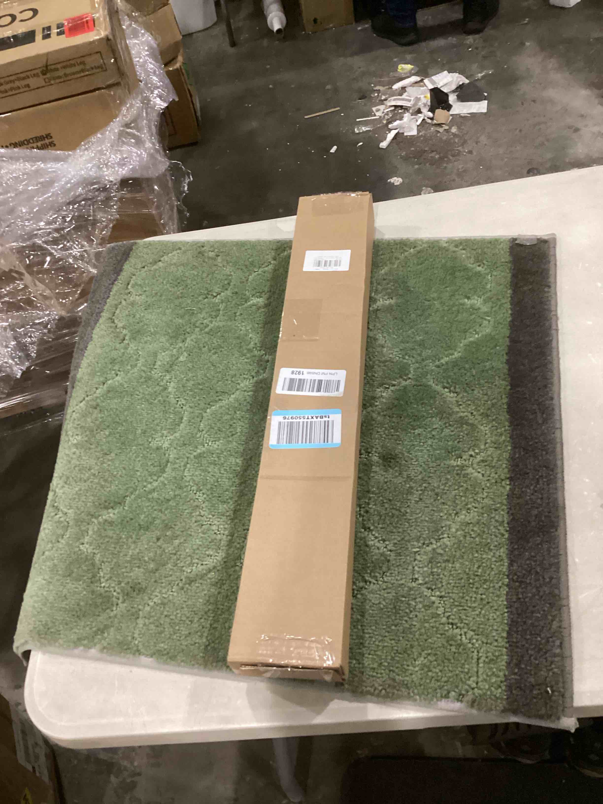 https://s3.amazonaws.com/lotting-images-prod/bidfta/GRN6704353_1736943501593.jpeg